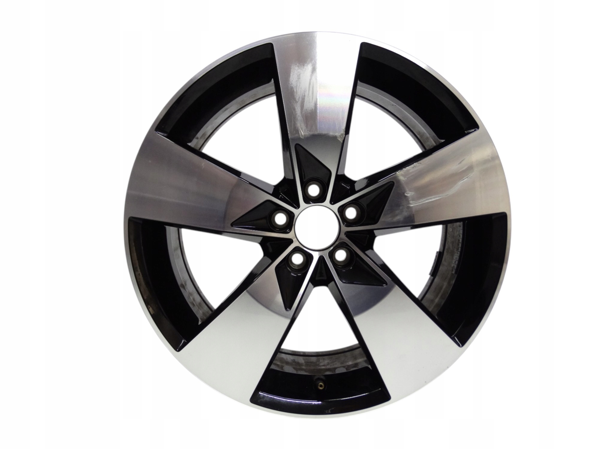 Volvo XC40 felga 19 cali 31445813 oryginalna