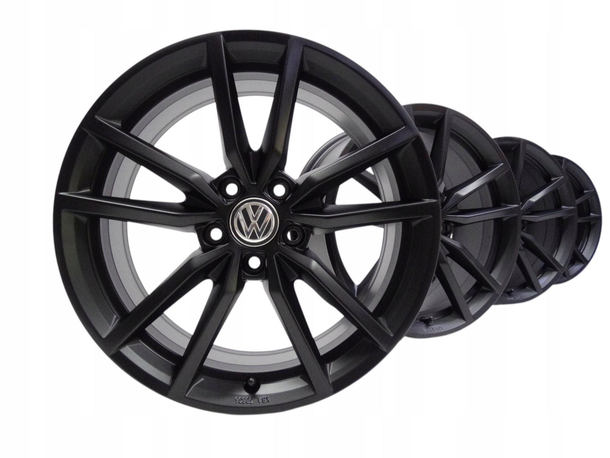 VW Golf VII komplet felg PRETORIA 18 cali 5G0601025EC 5G0071498A oryginalne