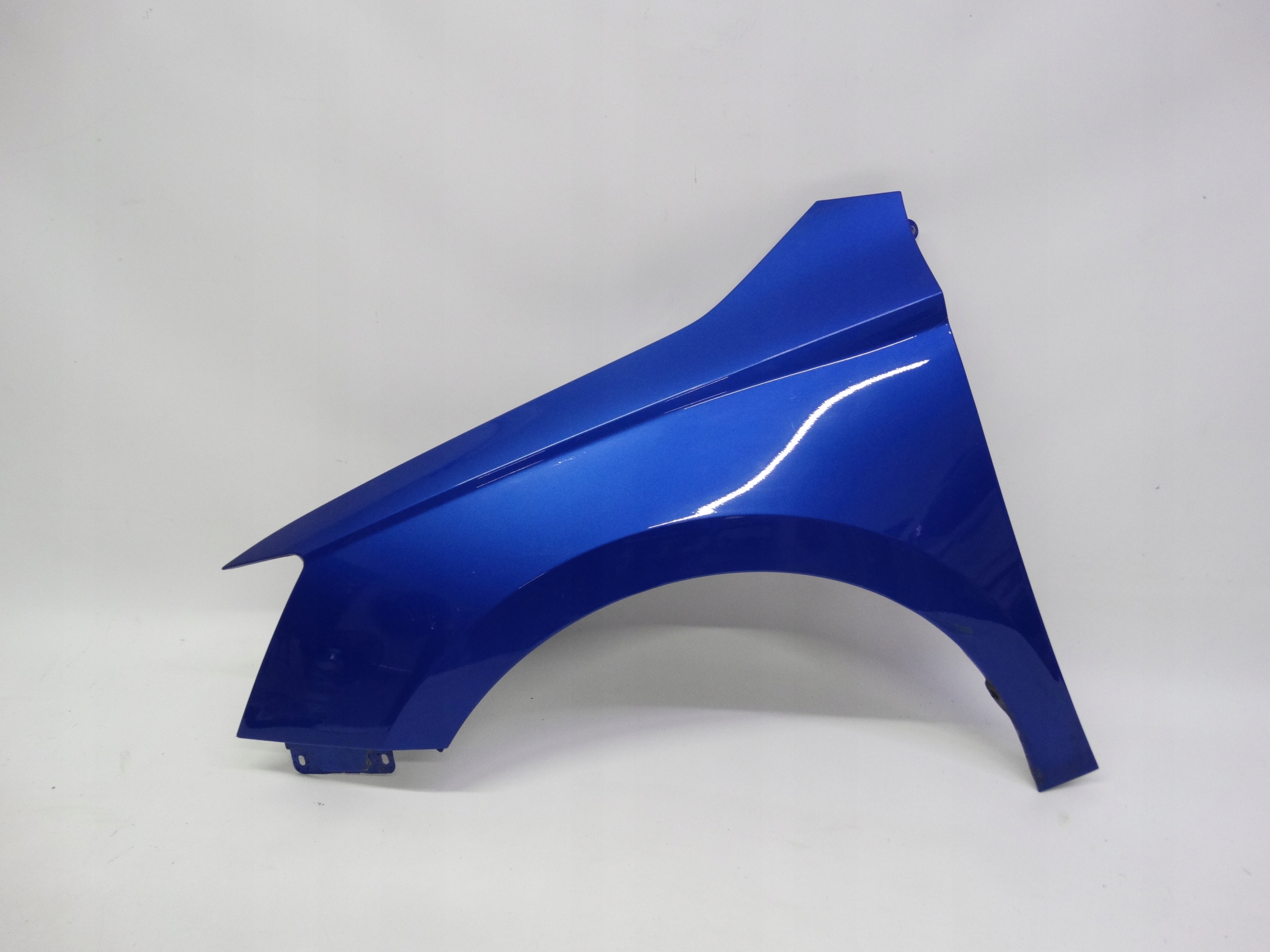 Second image of Skoda Fabia III 6V 2014-2021 błotnik lewy przedni oryginalny