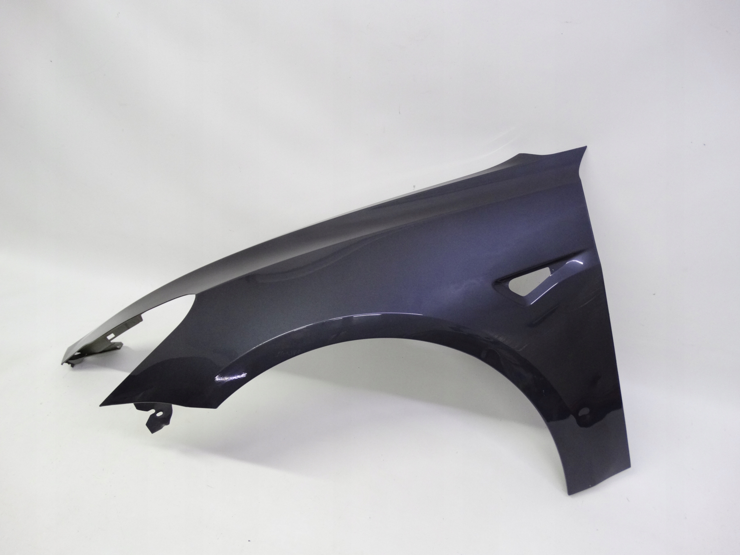 Second image of Tesla Model 3 2017-2023 błotnik lewy przedni oryginalny