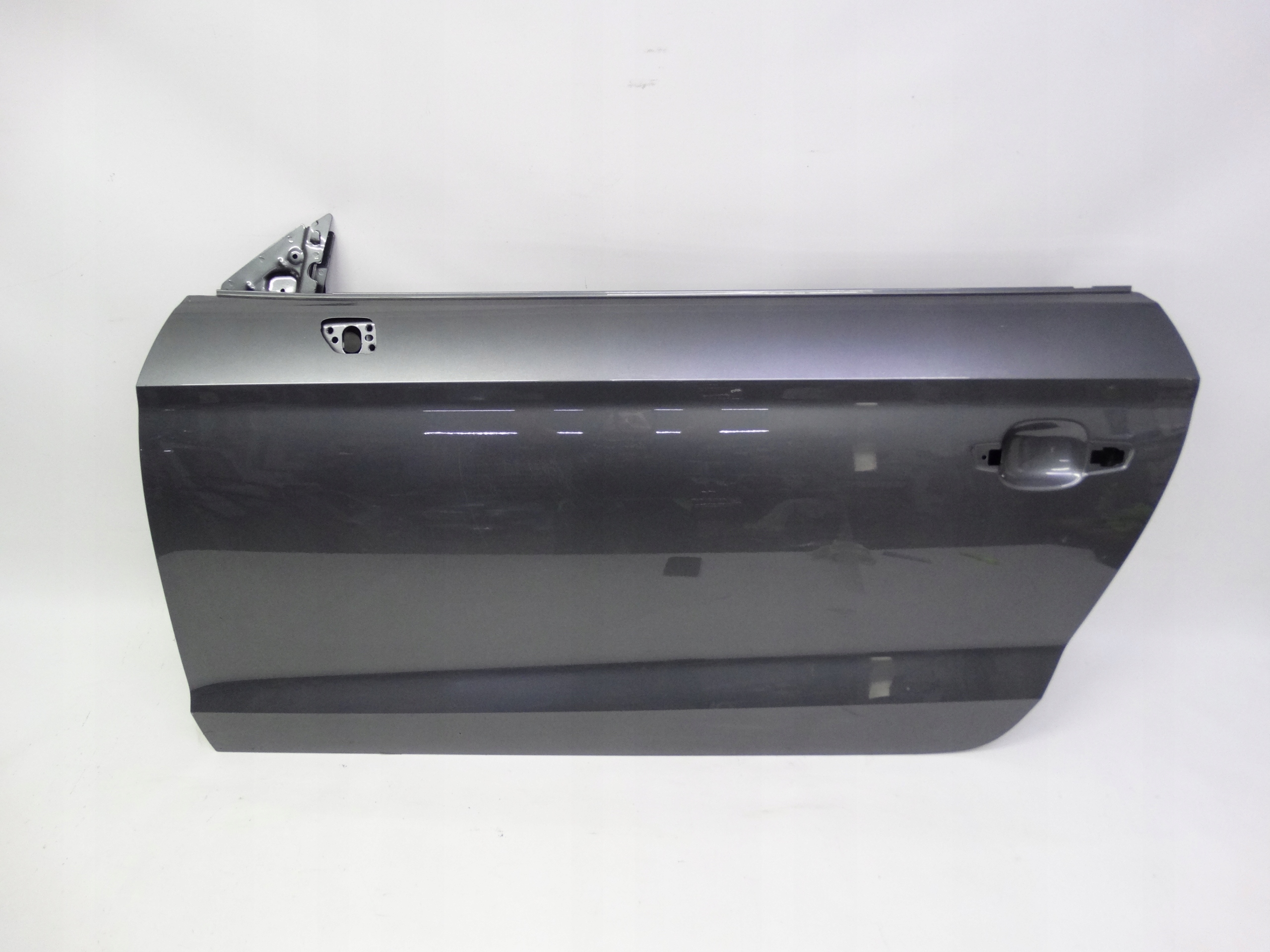 Second image of Audi A3 8V7 Cabrio 2014-2020 drzwi lewe przednie oryginalne