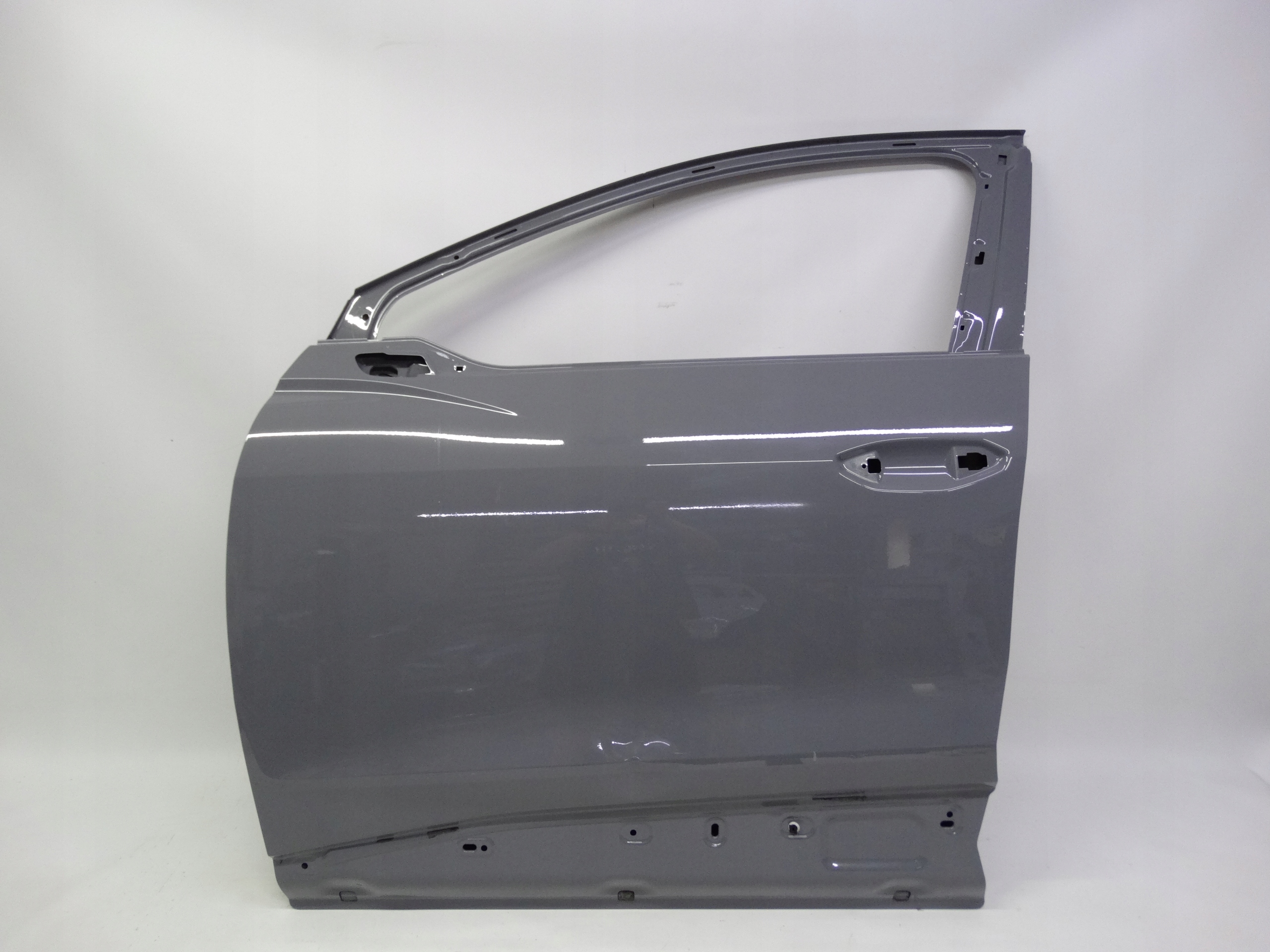 Second image of Audi Q4 e-tron 2021+ drzwi lewe przednie oryginalne