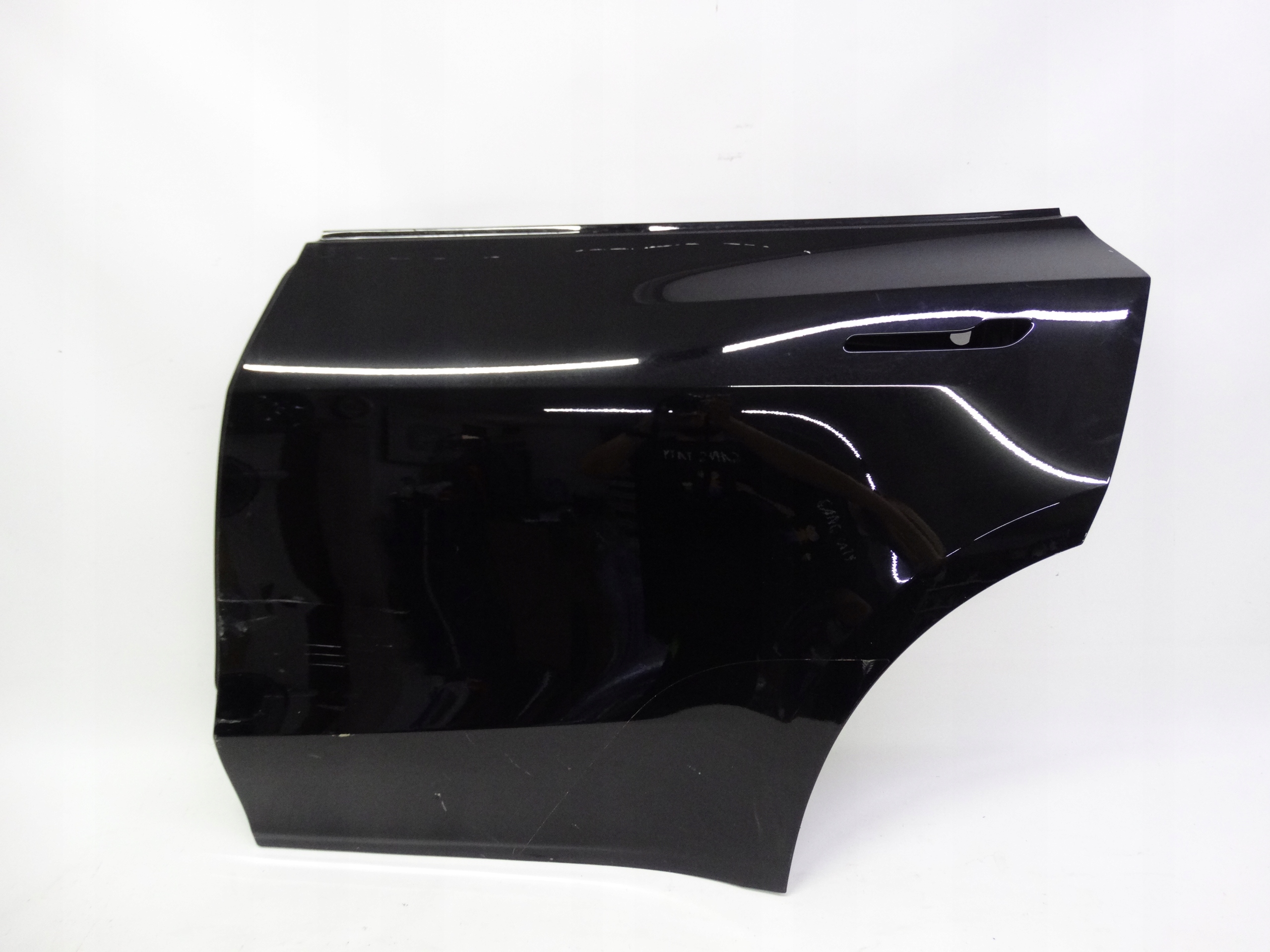 Second image of Tesla Model Y 2020-2025 drzwi lewe tylne oryginalne