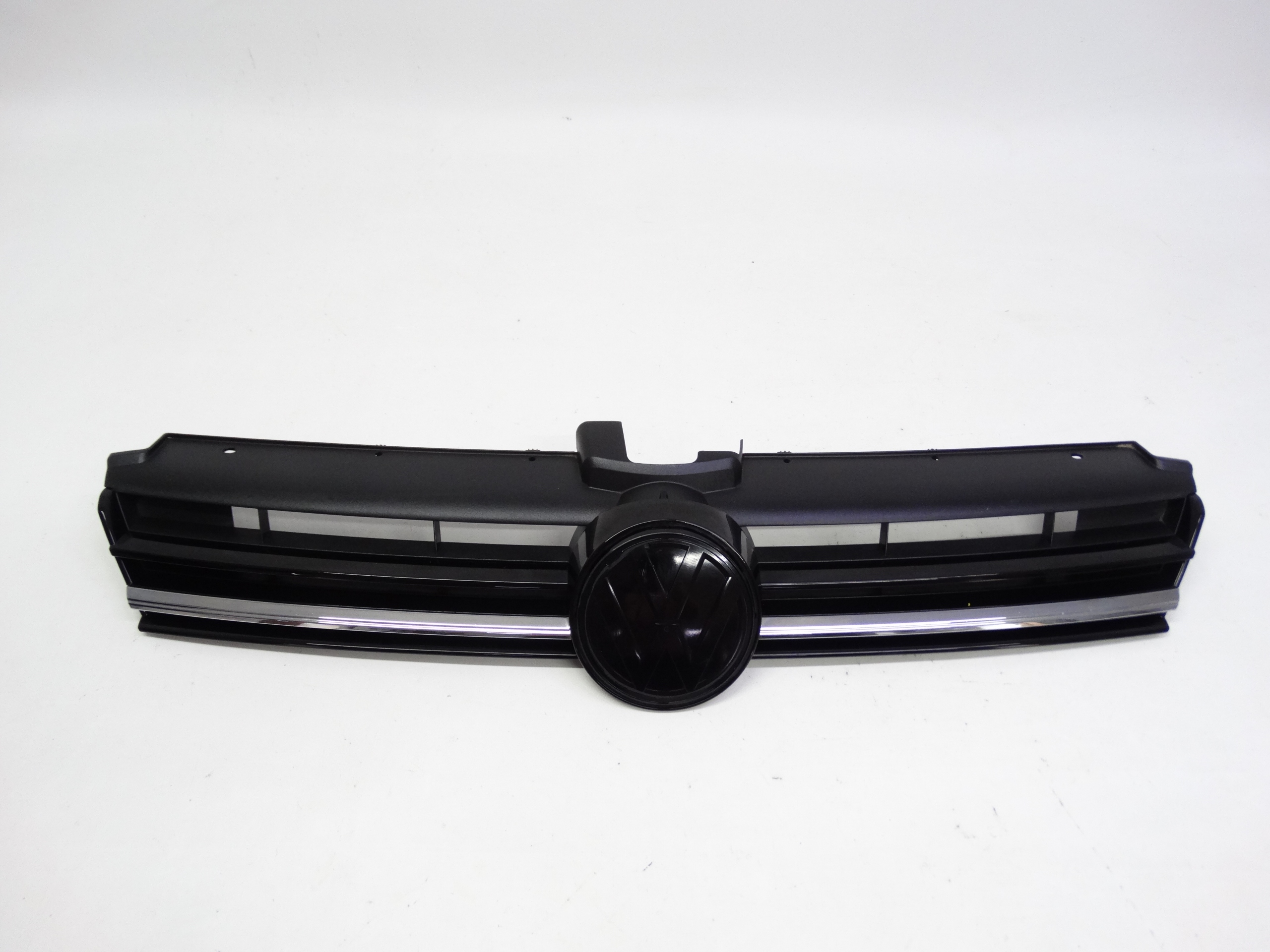 Second image of VW Golf VII Lift 5G 2016-2020 grill atrapa + radar 5G0853653Q oryginalna