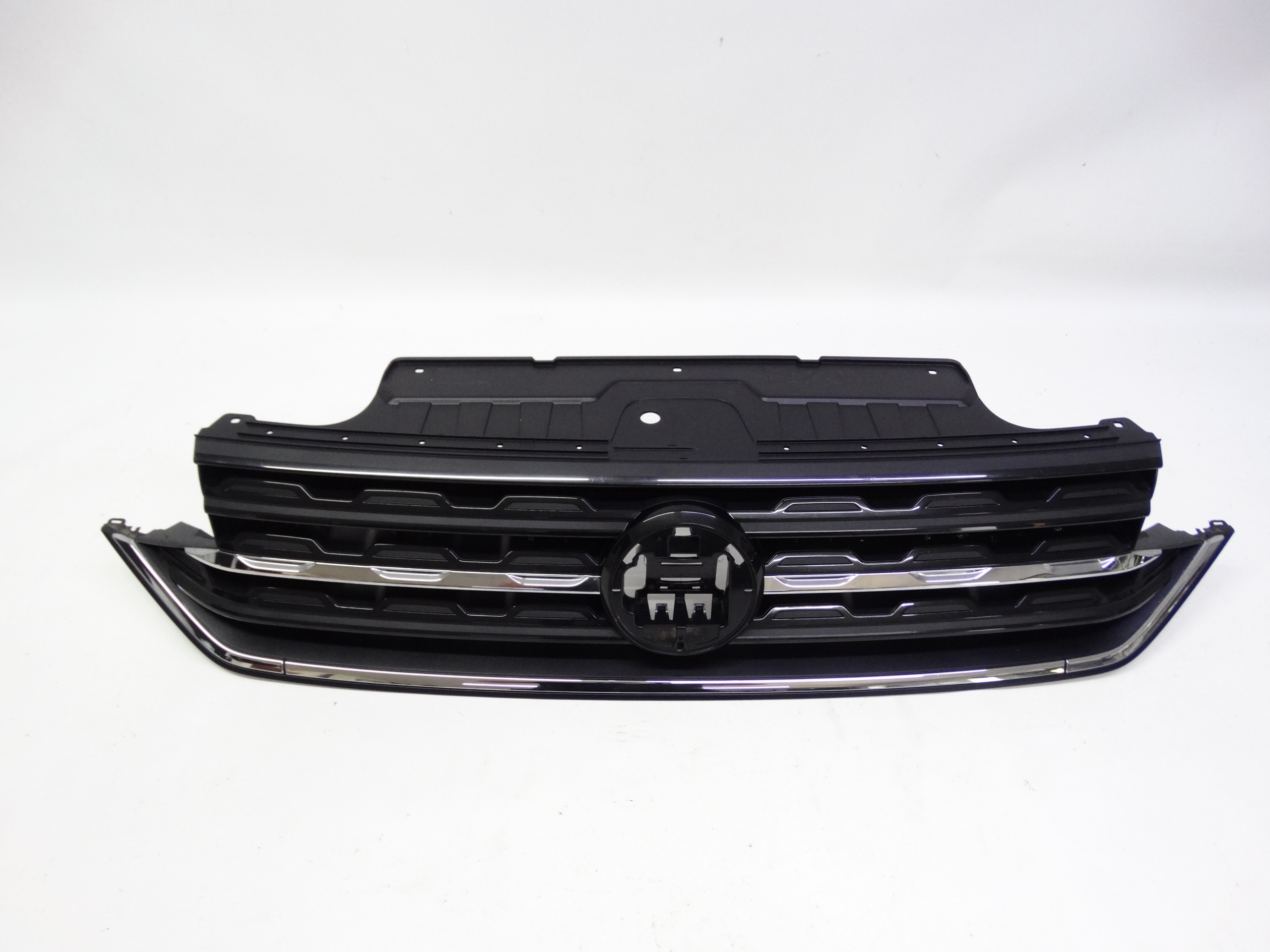 Second image of VW T-Cross 2GM 2018-2023 grill atrapa 2GM853653A oryginalna