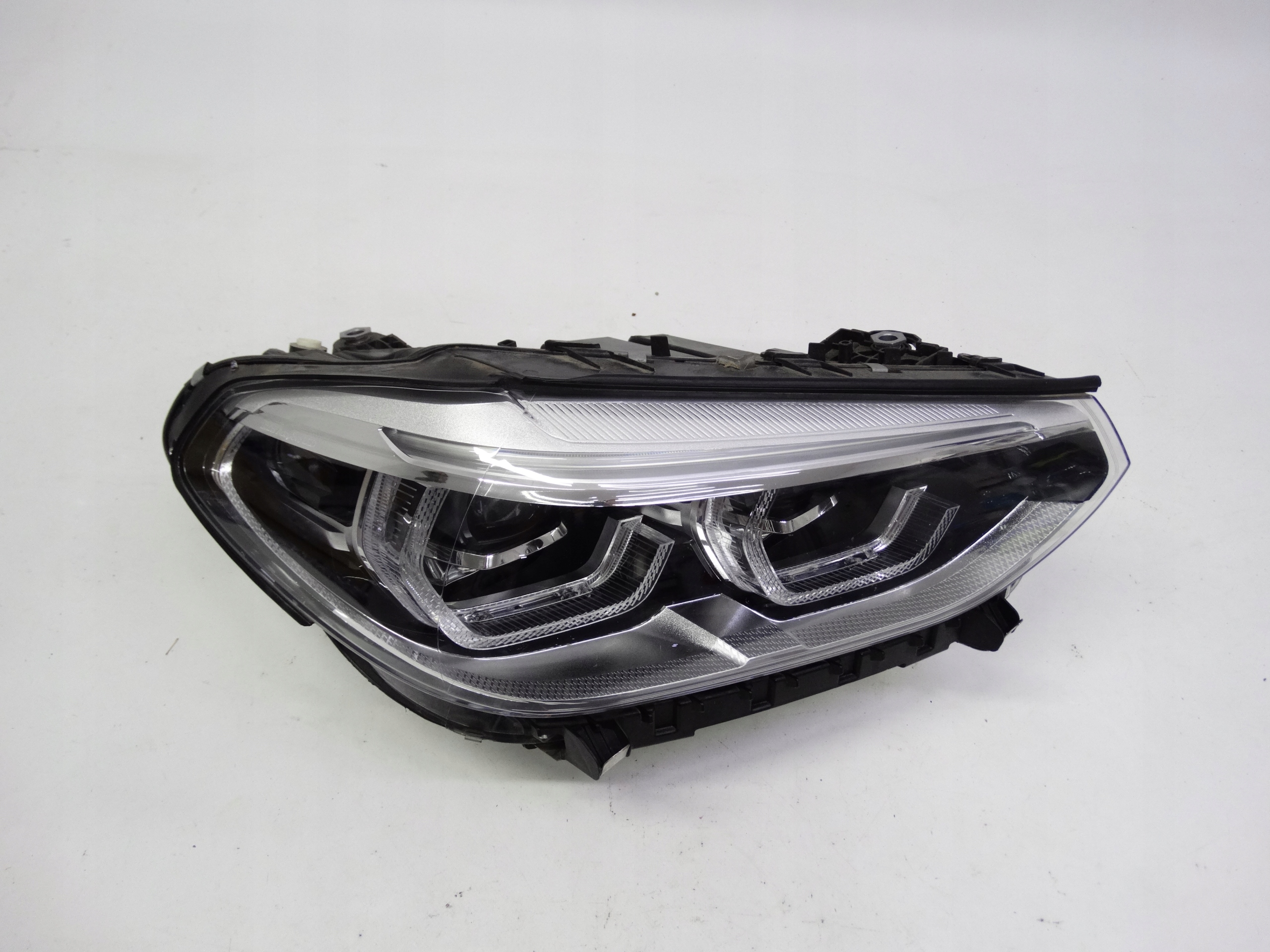 Second image of BMW X3 G01 X4 G02 2017-2021 lampa prawa Adaptive LED 8739654 oryginalna