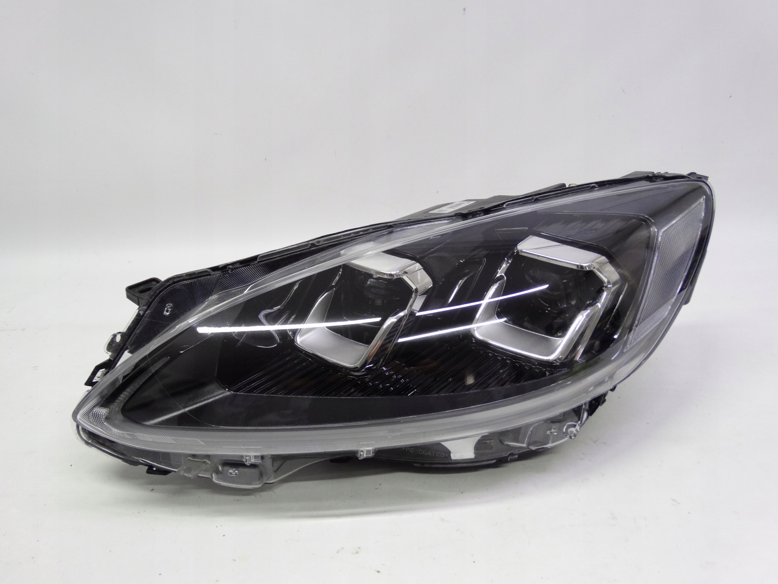 Second image of Ford Kuga Mk3 19-24 lampa lewa Full LED LV4B-13E017-AS oryginalna