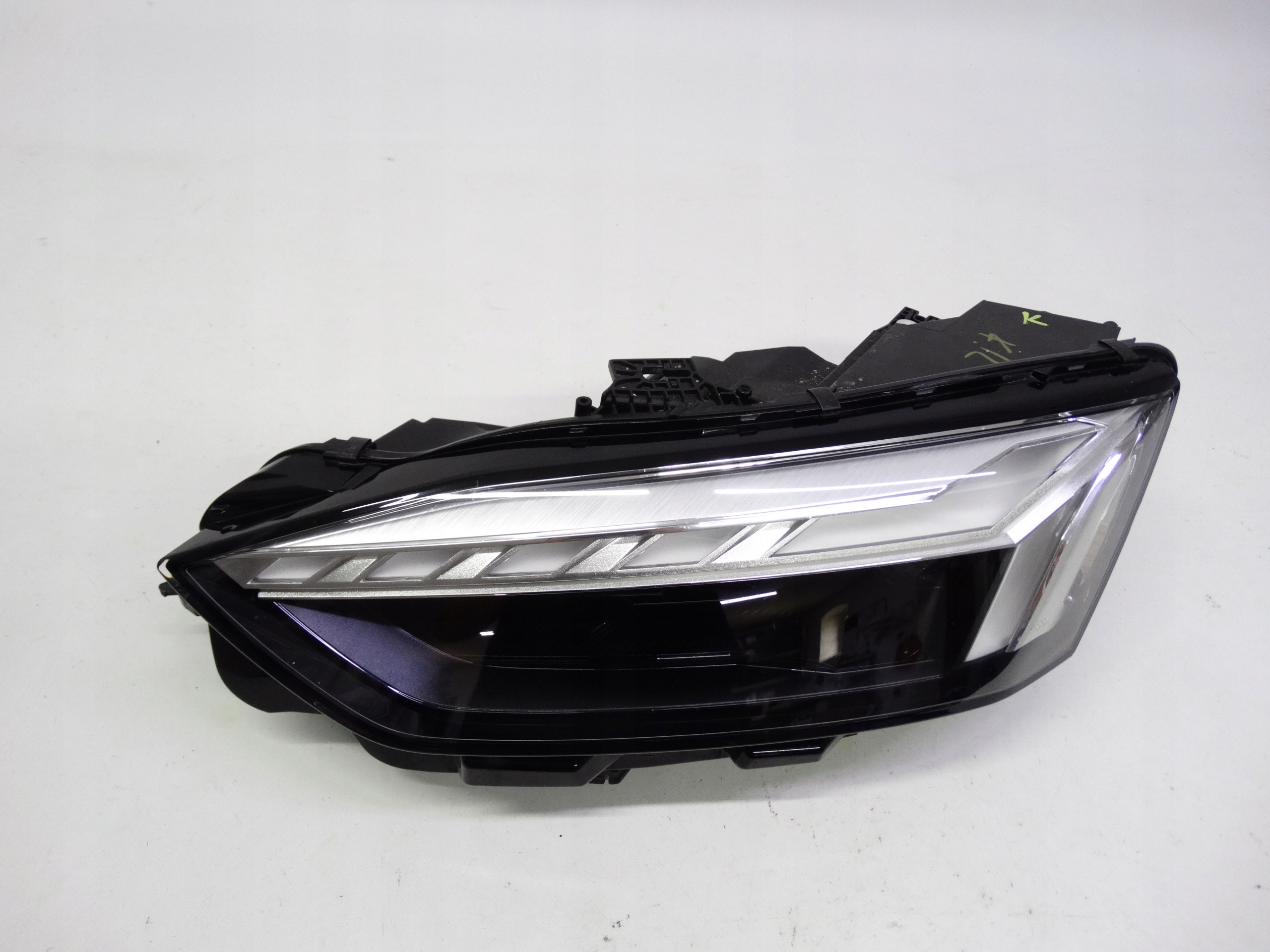 Second image of Audi A5 II Lift 8W F5 2019-2024 lampa lewa Matrix LED 8W6941039 oryginalna