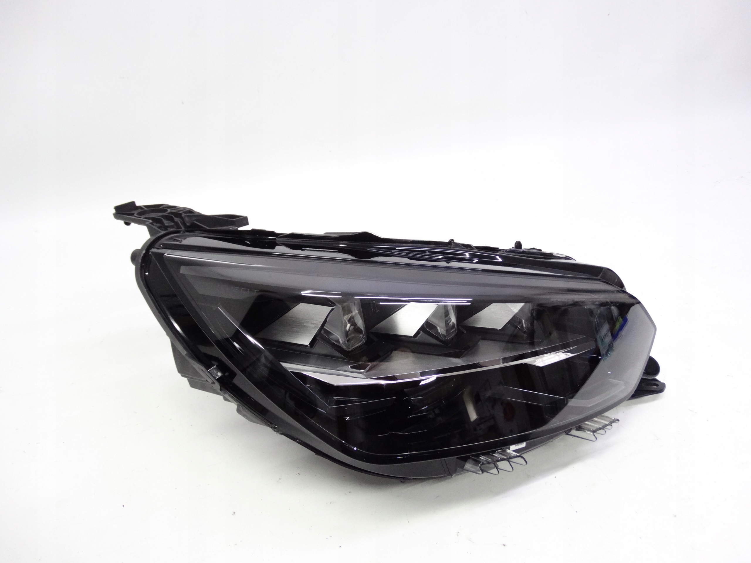Second image of Peugeot 208 II 2008 II lift 2023+ lampa prawa Full LED 9850597780