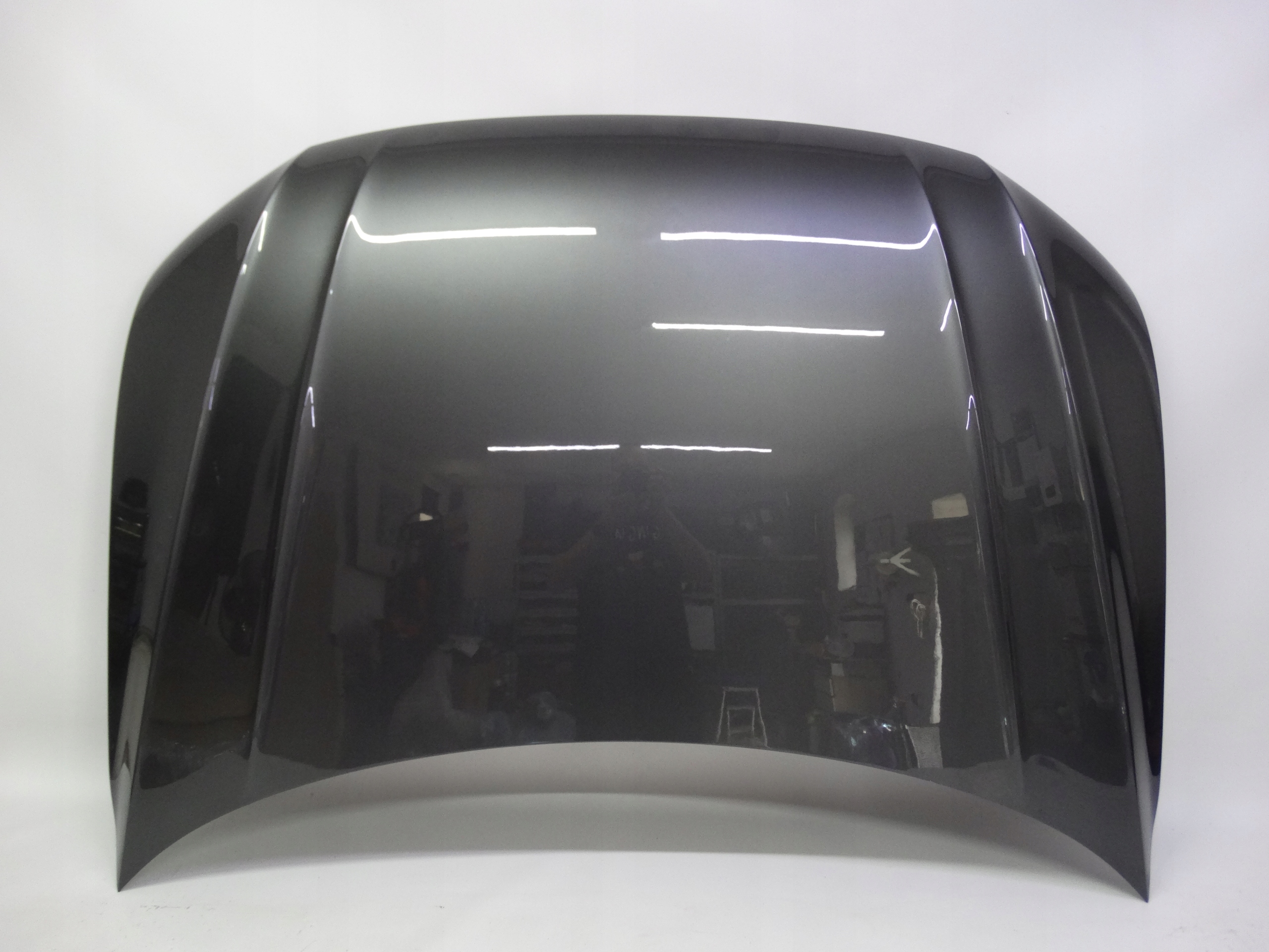 Second image of VW Tiguan II 5NA 2016-2020 maska pokrywa silnika oryginalna 5NA823155