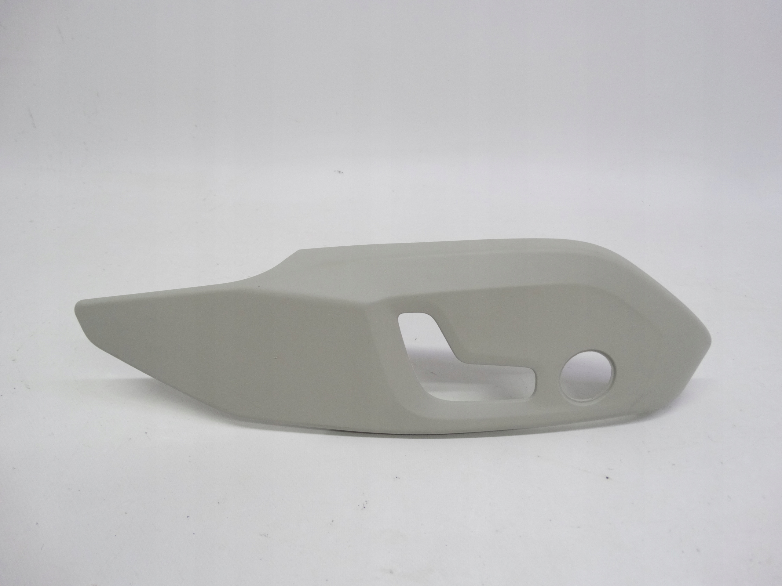 Second image of Volvo XC60 XC90 V90 S90 V60 S60 panel sterowania fotelem pasażera 39831637