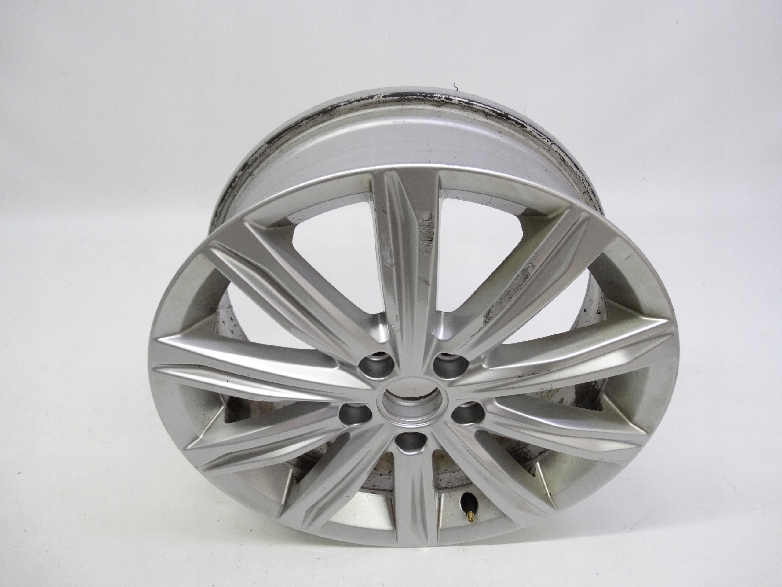 Second image of VW Touran II 5TA felga 17 cali 5TA601025J oryginalna