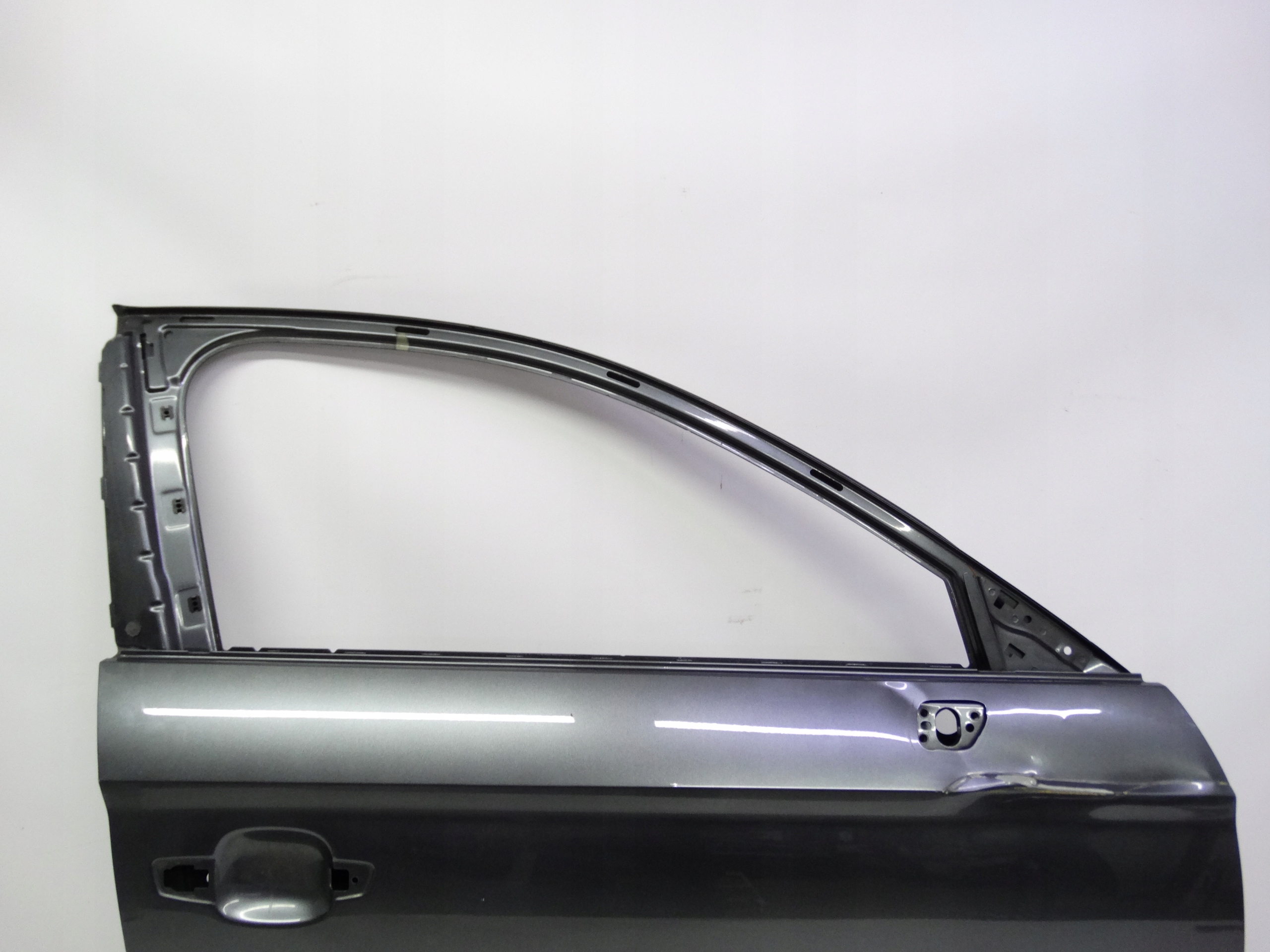 Second image of Audi A3 8V Sedan 8V5 12-20 drzwi prawe przednie oryginalne