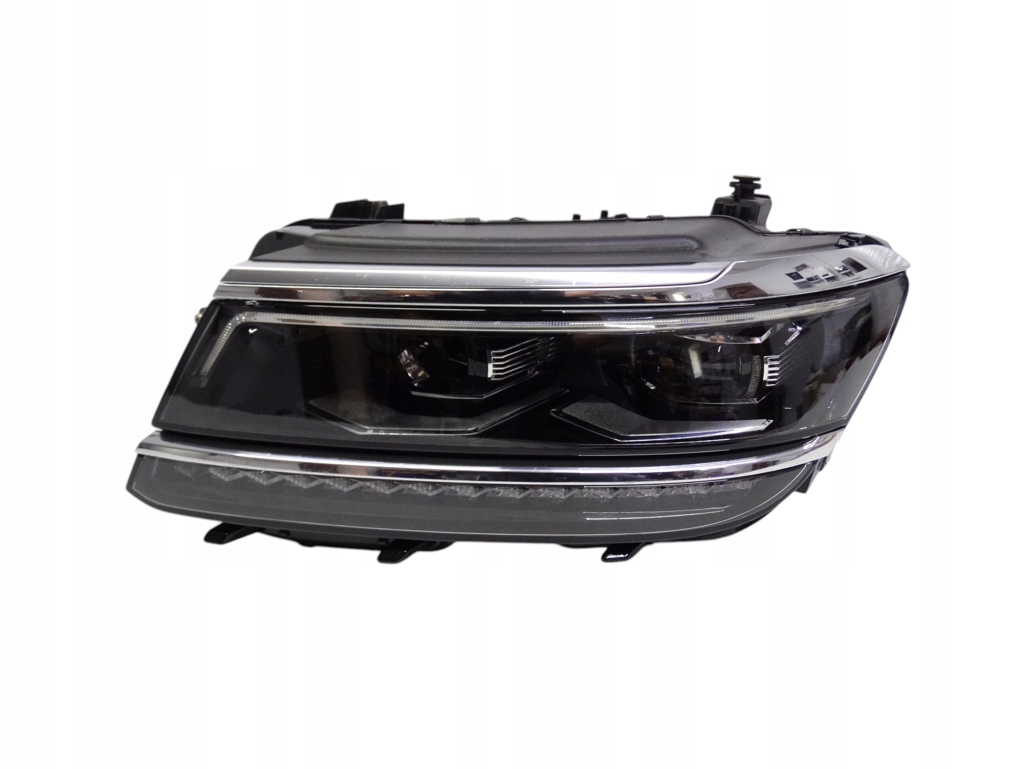 VW Tiguan II 5NA 2016-2020 lampa lewa Full LED 5NB941081A oryginalna