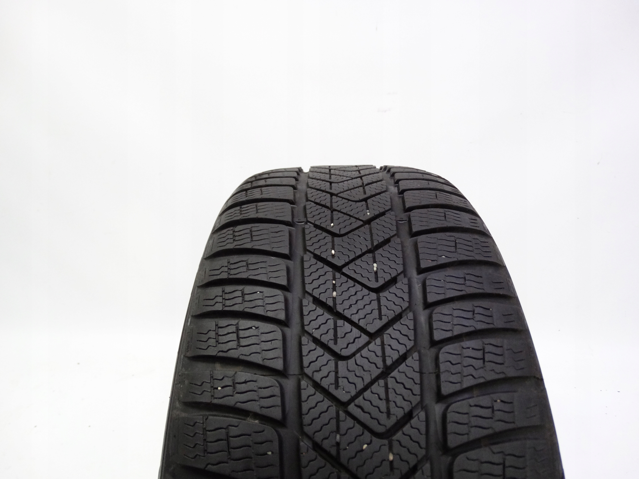 Second image of Pirelli Sottozero 3 235/45 R18 94V 6,2mm 2022