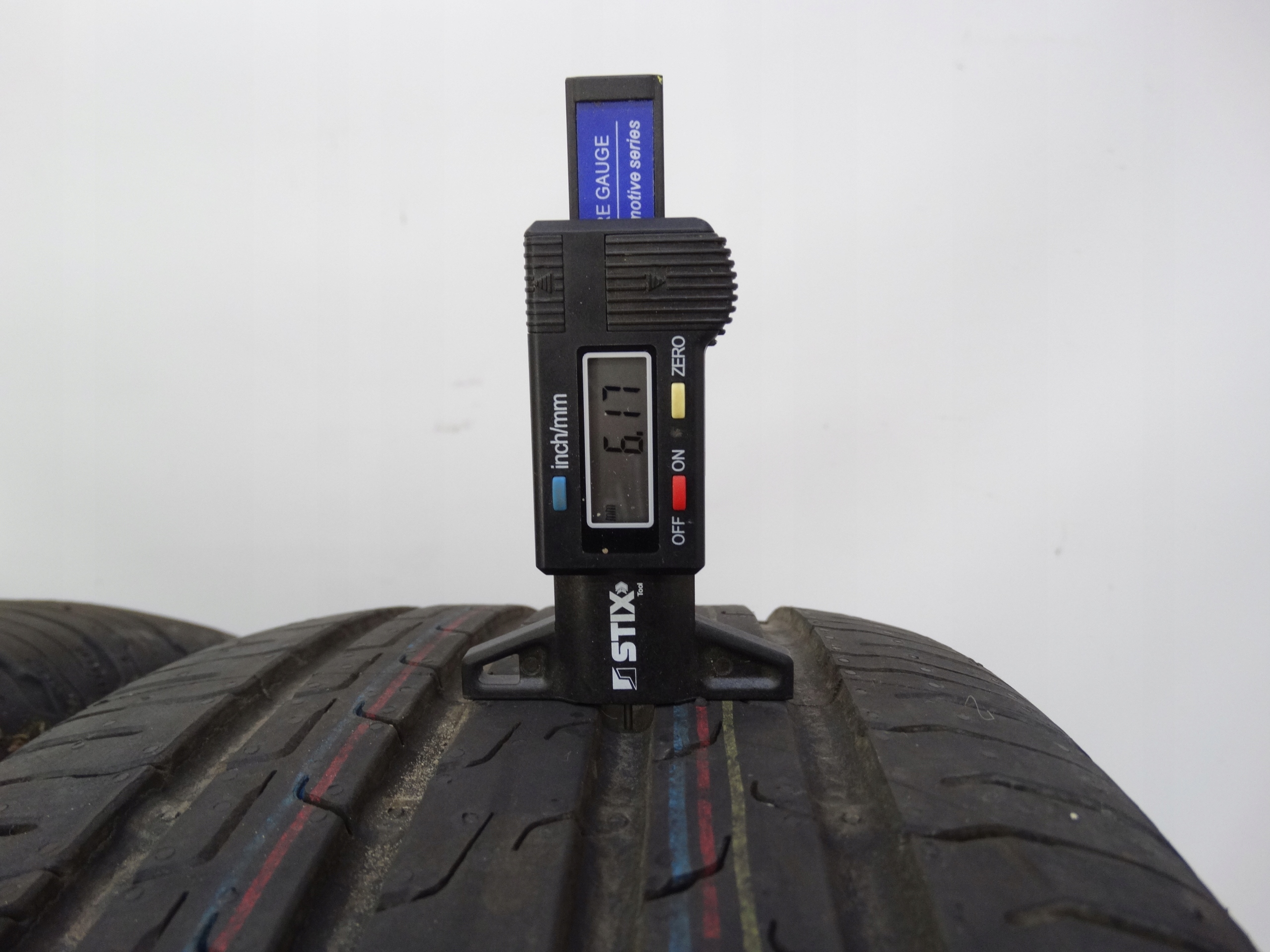 Second image of komplet opon letnich Continental EcoContact 6 235/55 R18 104V XL 6,1mm 2025