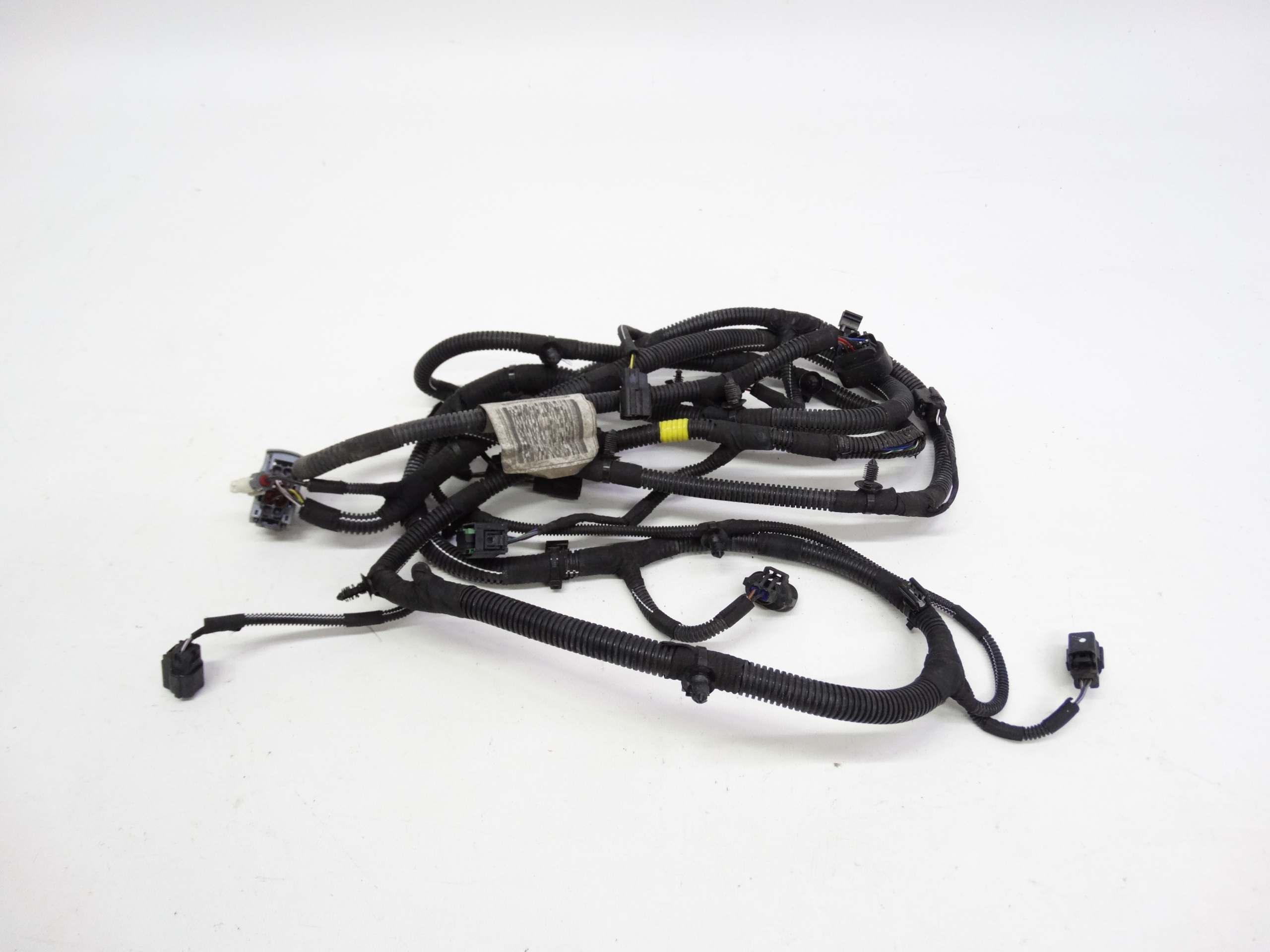 Second image of Maserati Levante M161 16-24 wiązka przedniego zderzaka 06701050960 oryginał