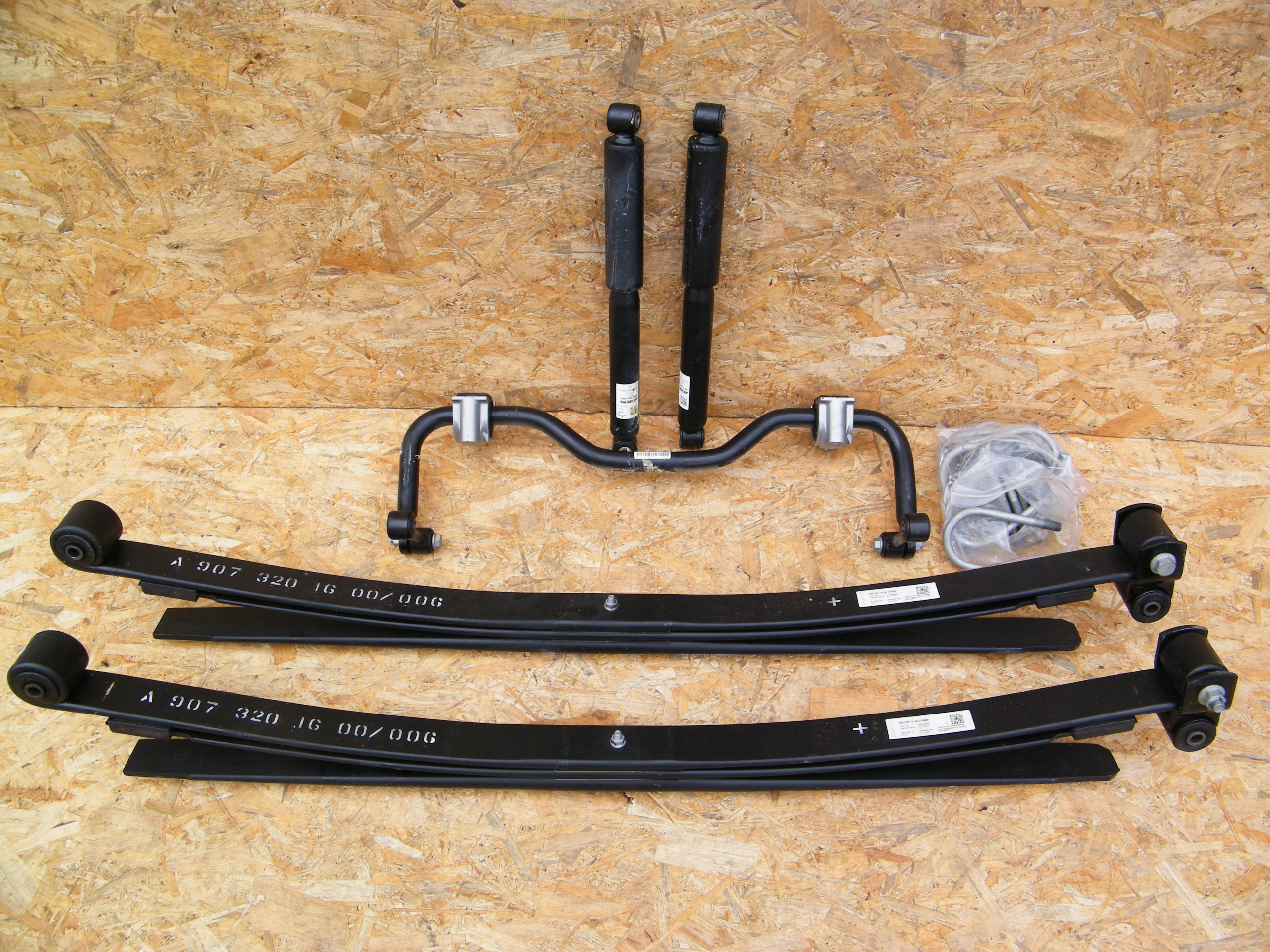 NOWE tylne zawieszenie Mercedes Sprinter W907 18-