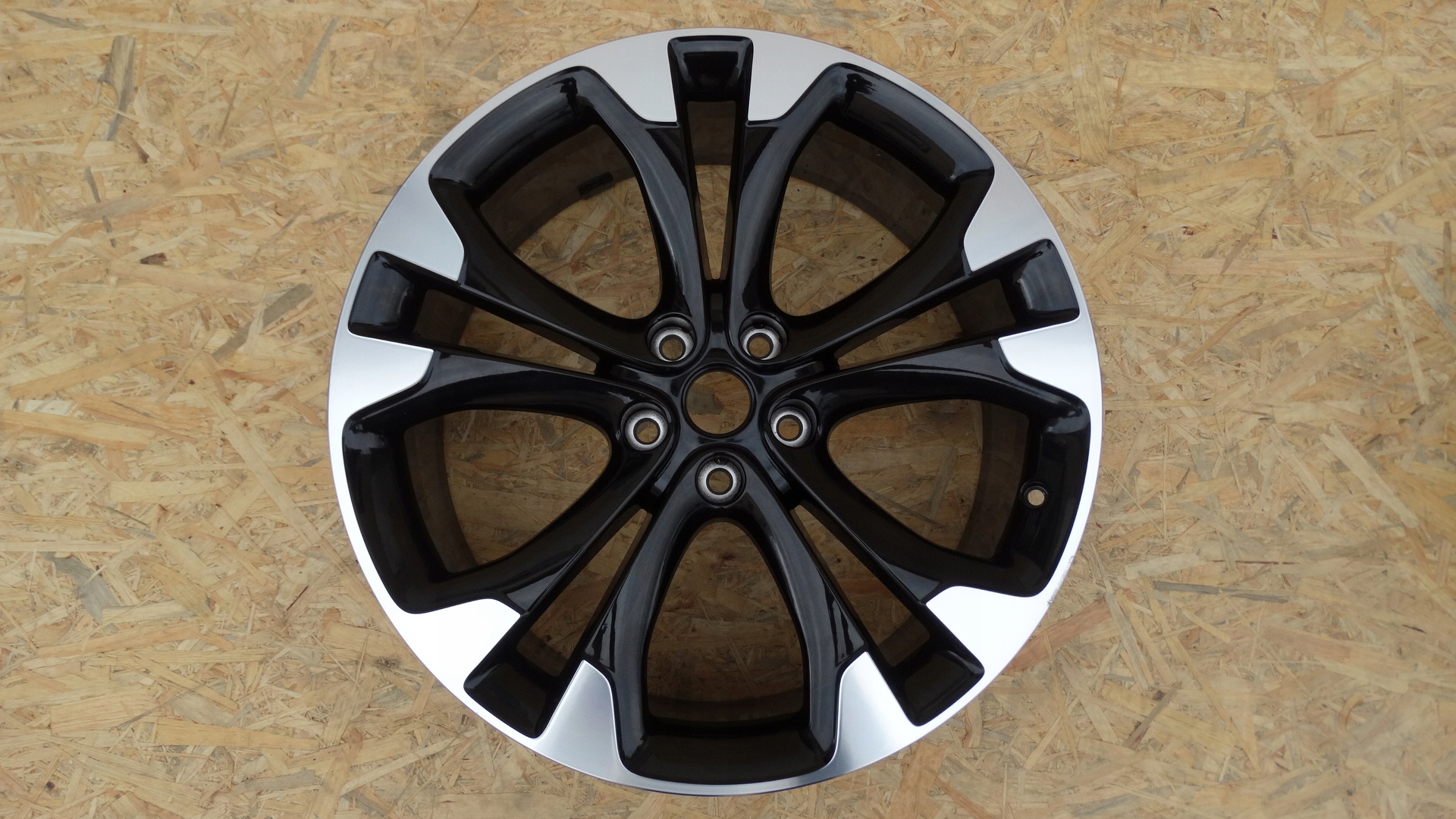 Opel Insignia Astra GTC OPC felga 20 cali CZARNA