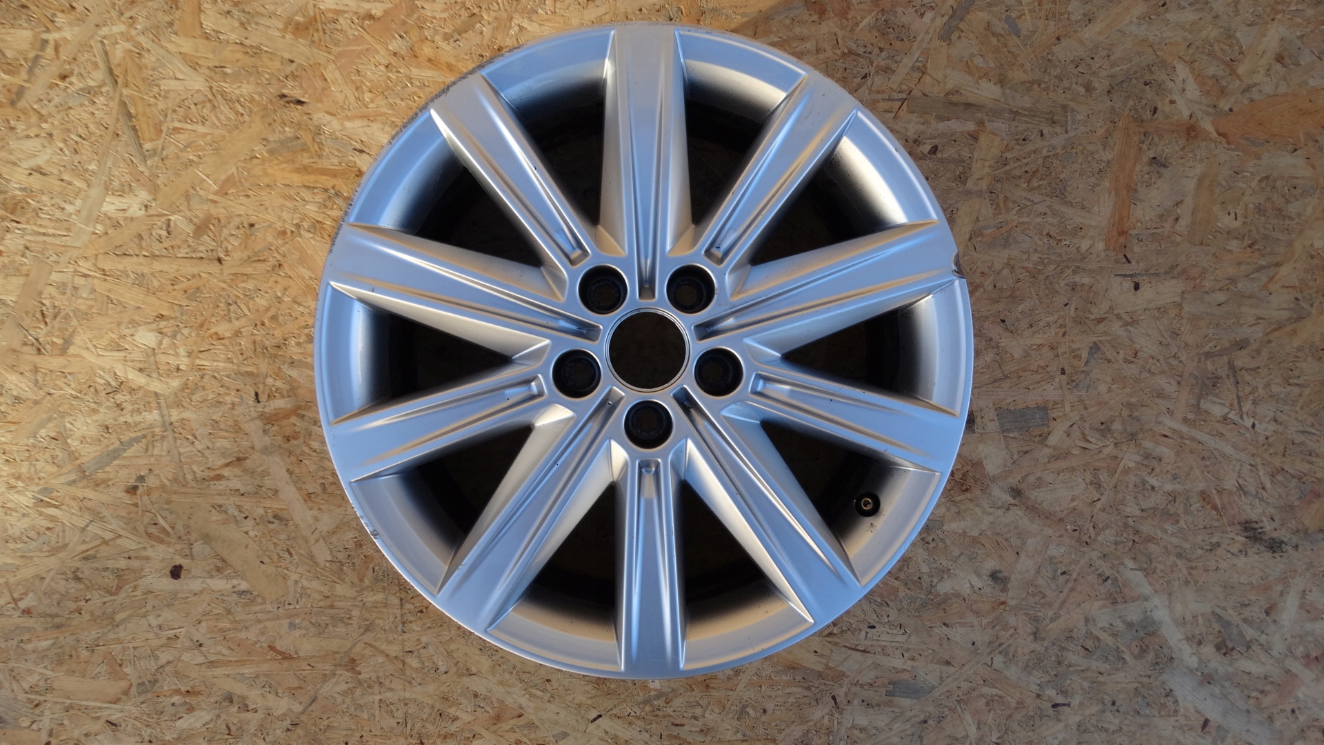 Seat Toledo IV Ibiza felga 16 cali 6JA601025K