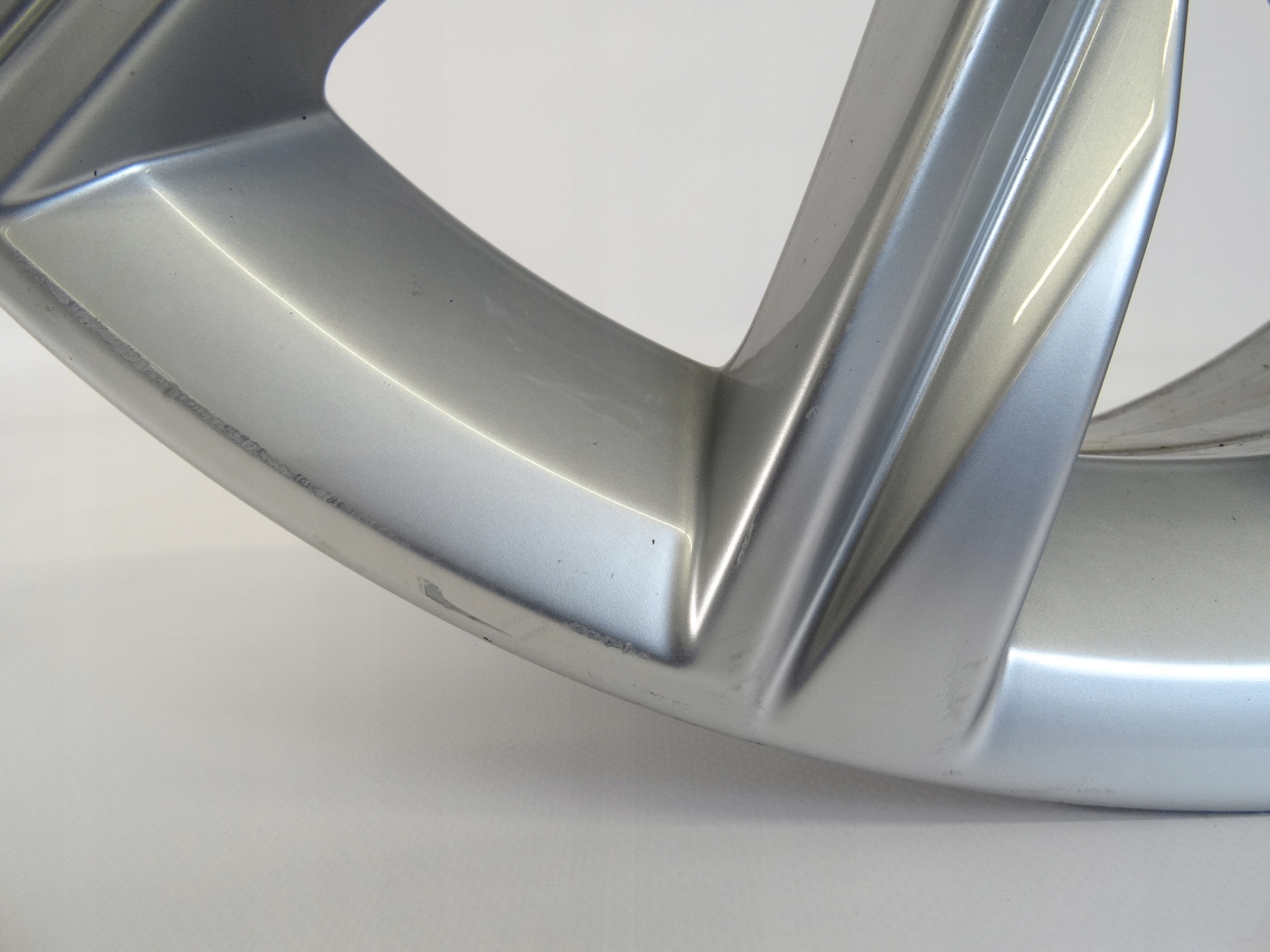 Second image of VW Sharan 7N0 felga 16 cali oryginalna 7N0601025Q