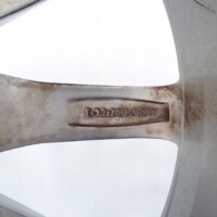 18275104309