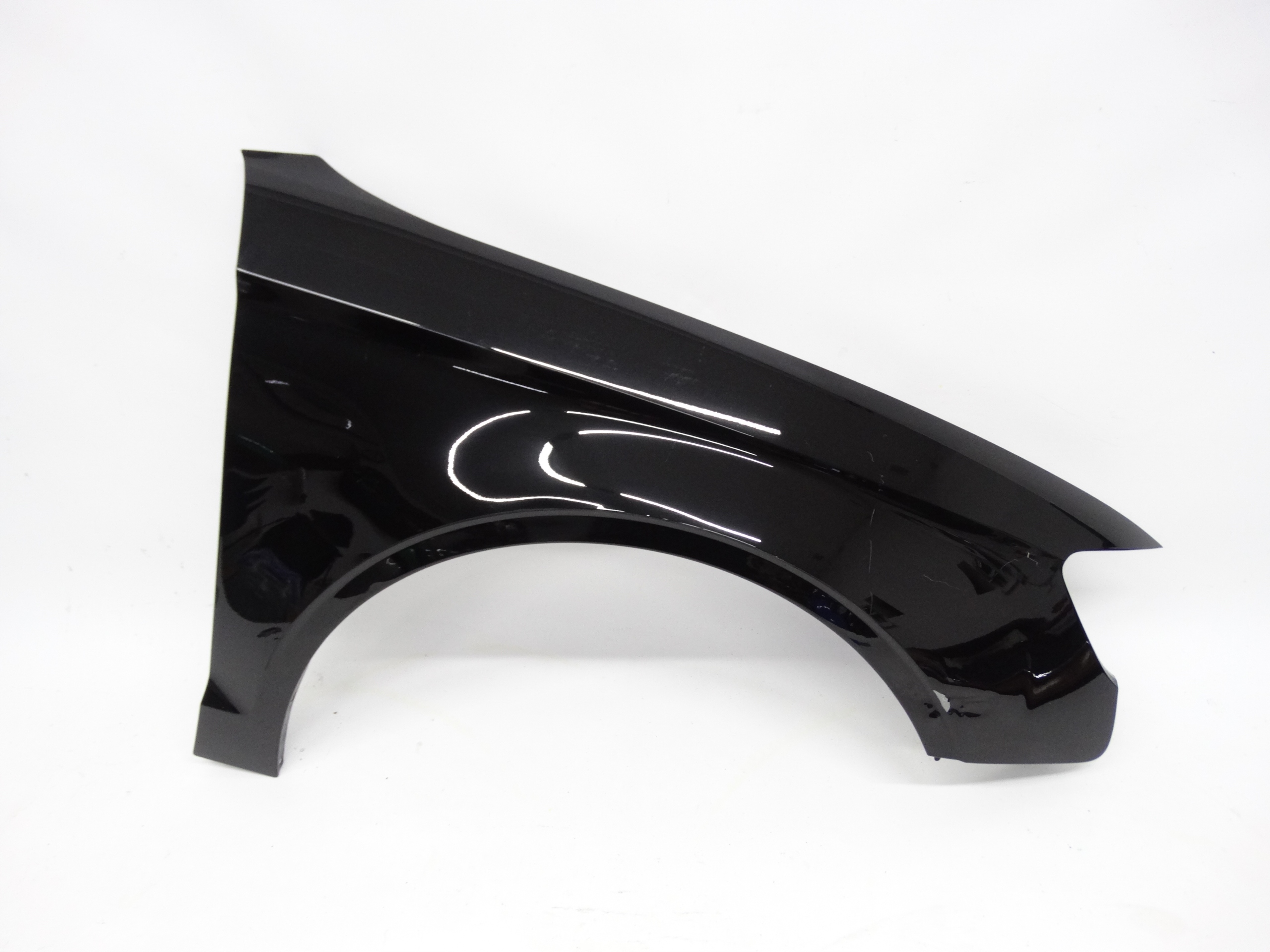 Second image of Audi A3 8V Sedan 8V5 Cabrio 2012-2020 błotnik prawy przedni oryginalny