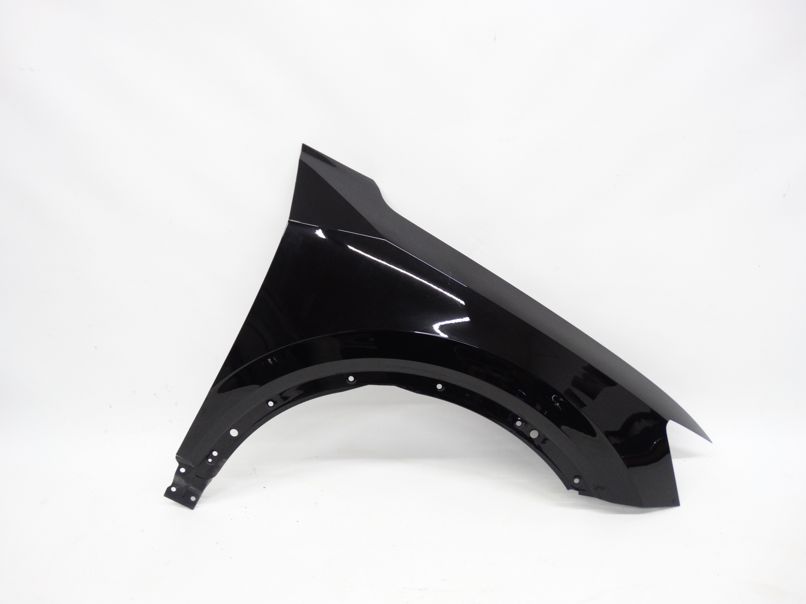 Second image of Audi Q2 81A 2016-2023 błotnik prawy przedni oryginalny