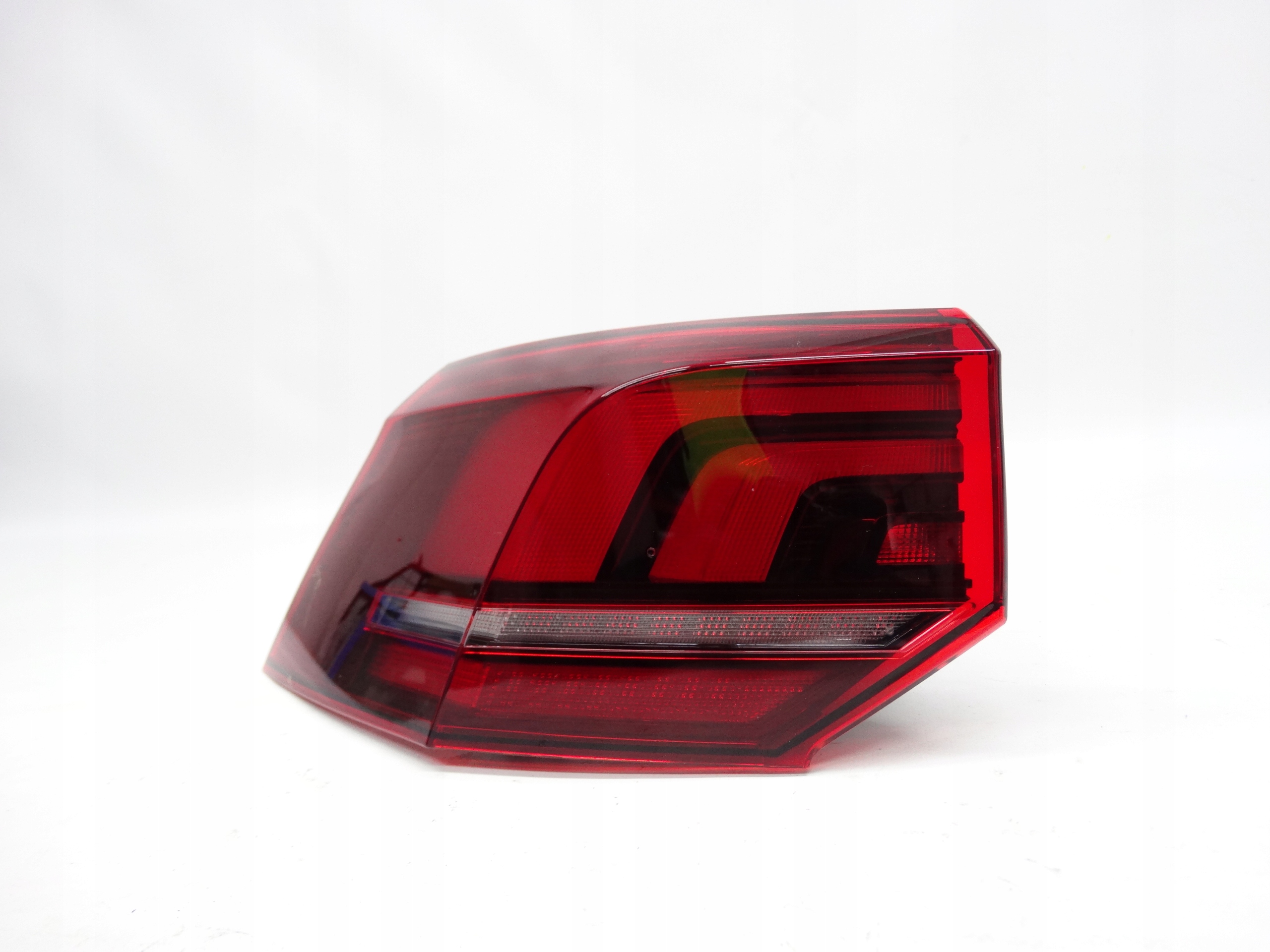 Second image of VW Golf VIII Lift HB 2024+ lampa tylna lewa LED 5H0945095E oryginalna