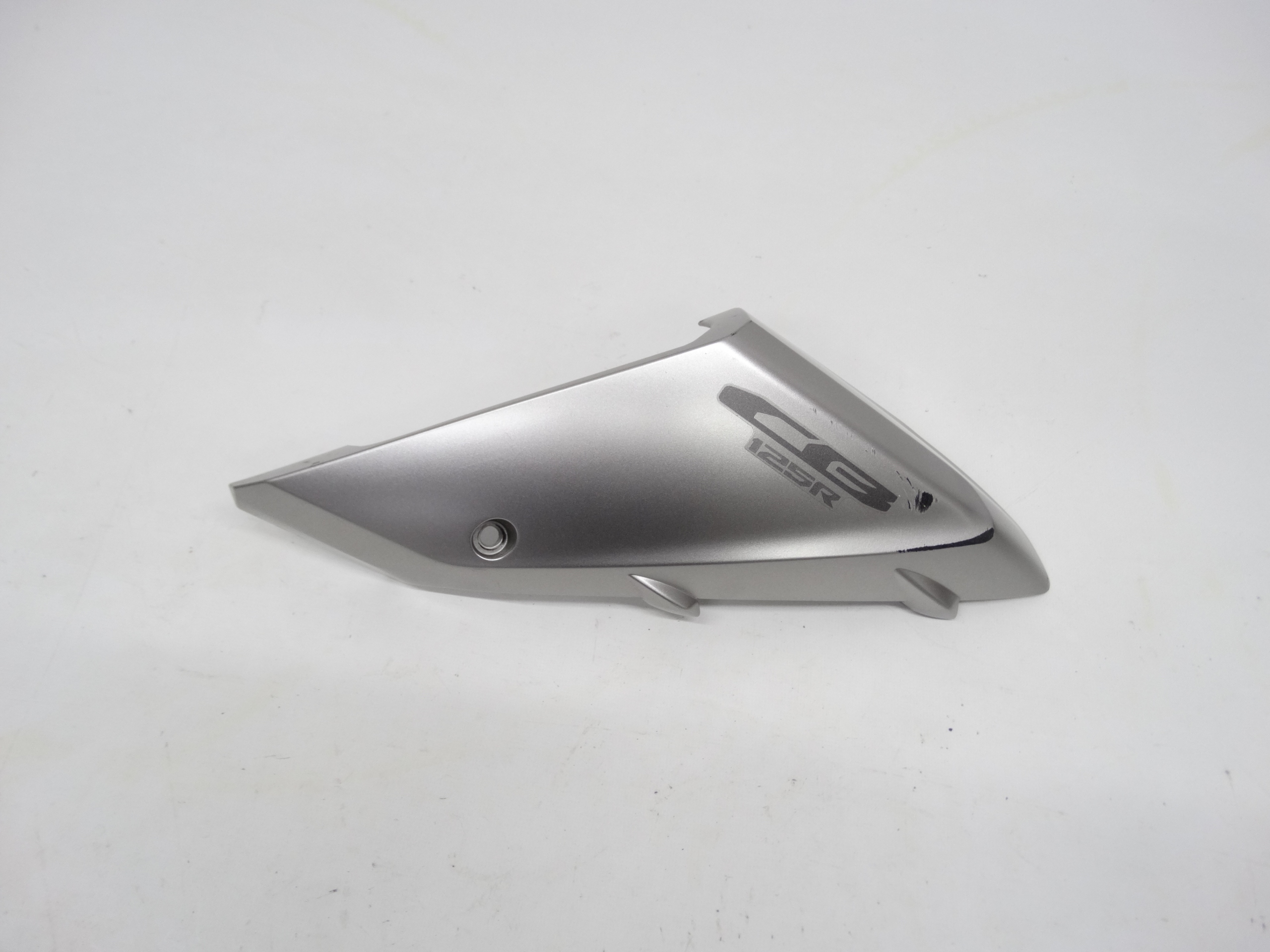Second image of Honda CB125R 2018+ osłona baku lewa przednia 64461-K98-E000 oryginalny