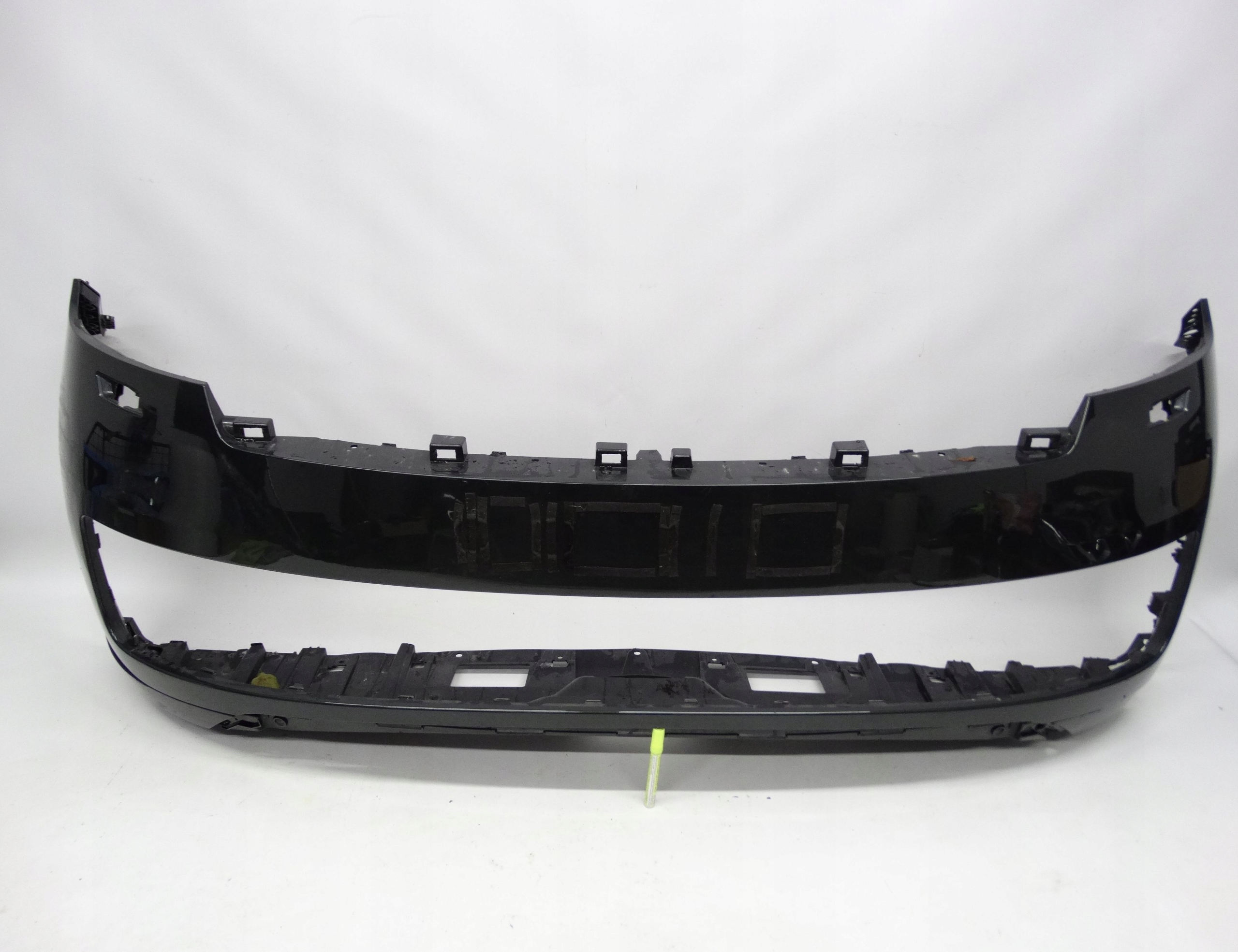 Second image of Range Rover V L460 2022+ zderzak przedni M8E2-17F003-A oryginalny