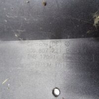 18279382584