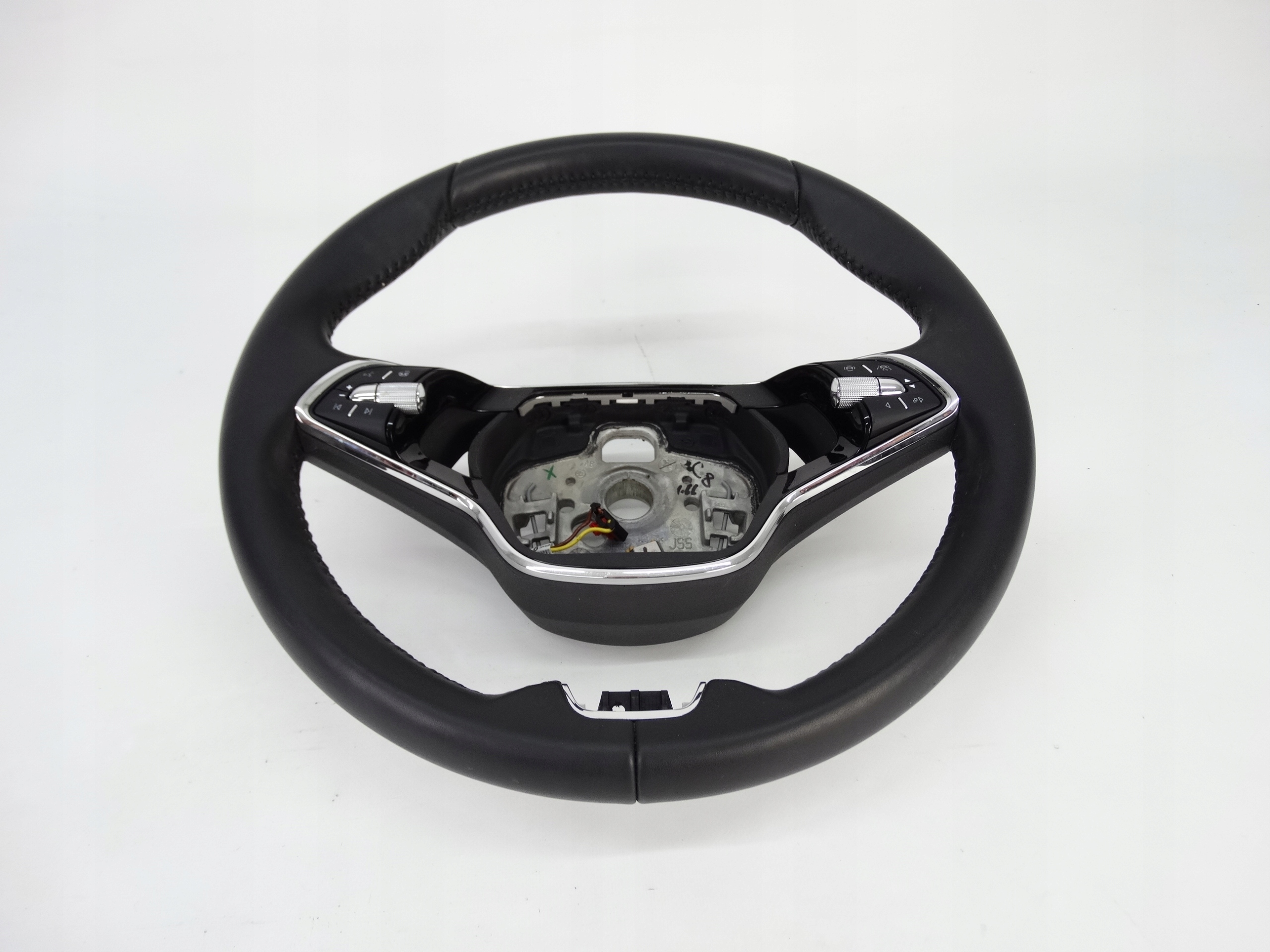 Second image of Skoda Octavia IV 5E3 19- kierownica skórzana multi