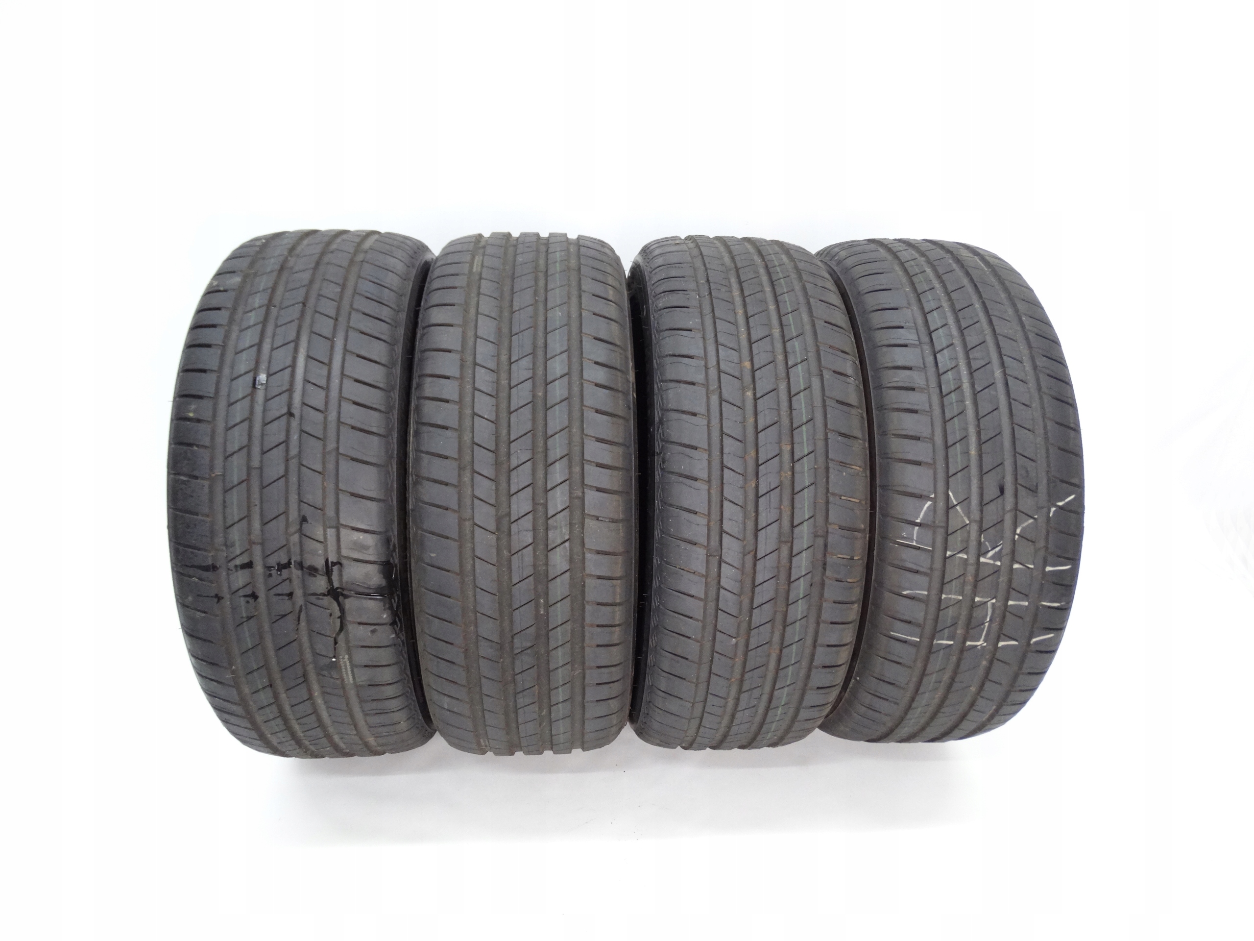 Second image of Bridgestone Turanza T005EV Enliten 235/45/18 6,3mm 2023 Tesla 3 Y