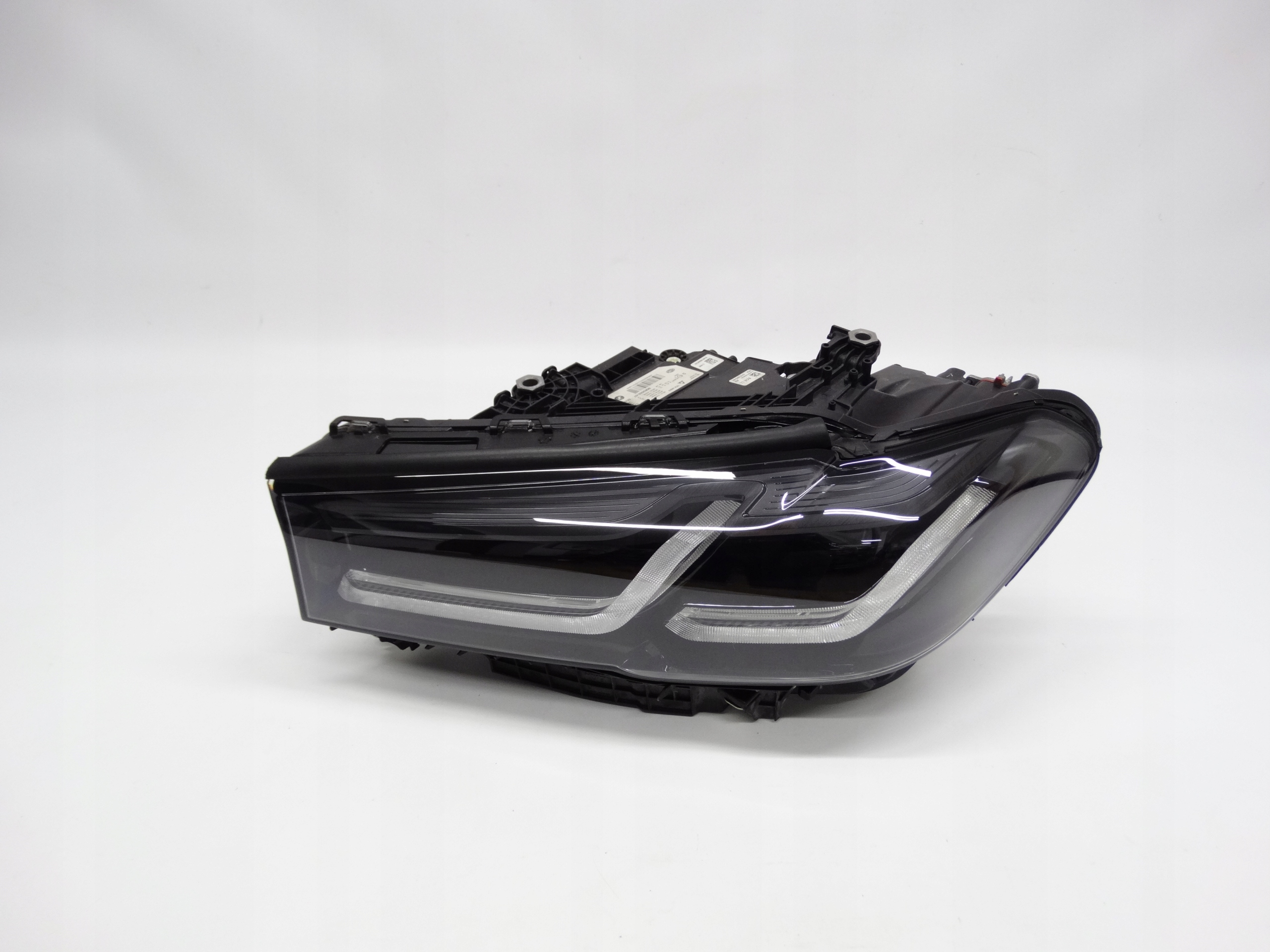 Second image of BMW 5 G30 Lift LCI 20-23 Shadow Line lampa lewa oryginalna Full LED 8082655