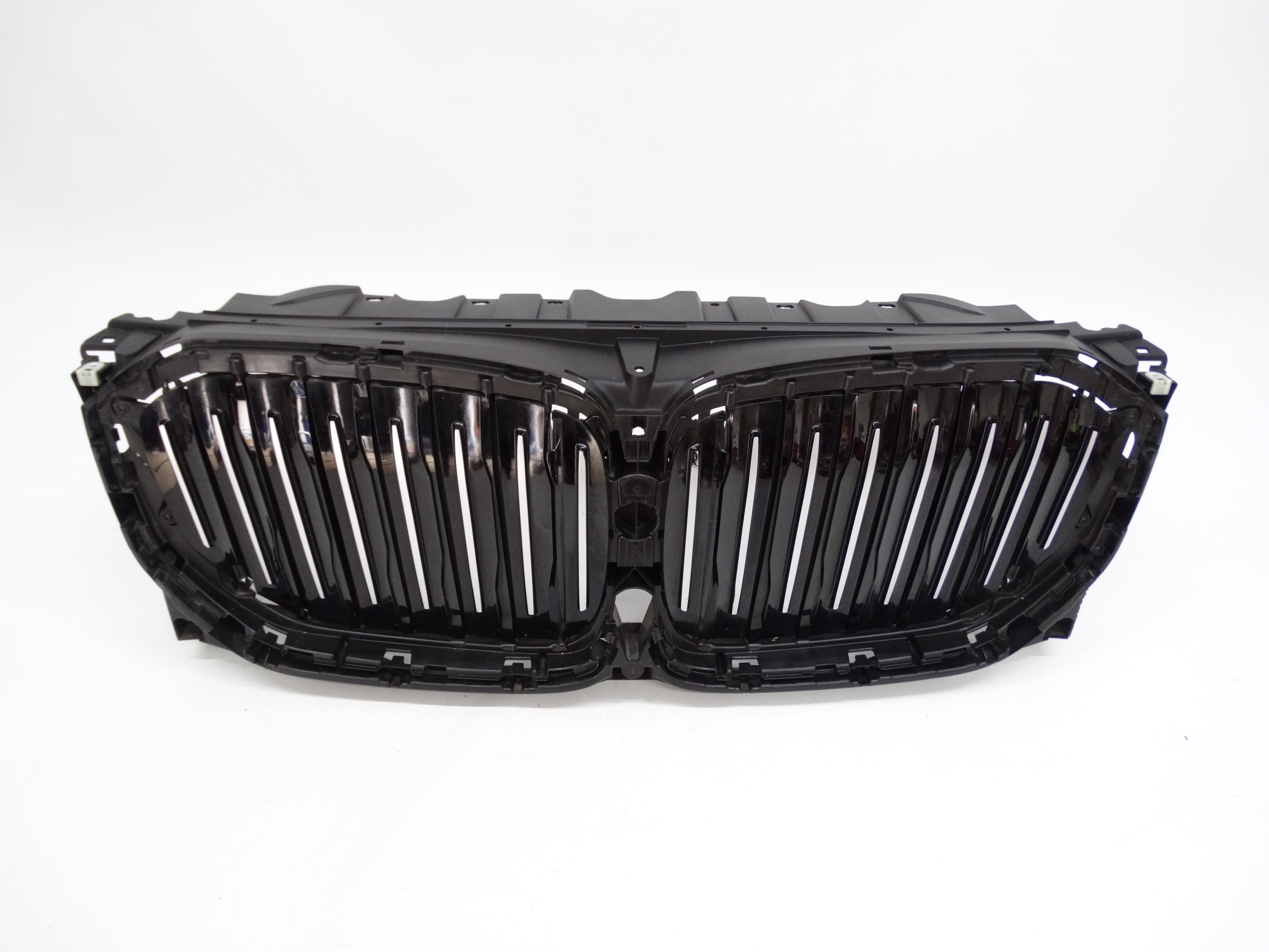 Second image of BMW X5 G05 18+ roleta kierownica powietrza żaluzja 5113226775 oryginalna