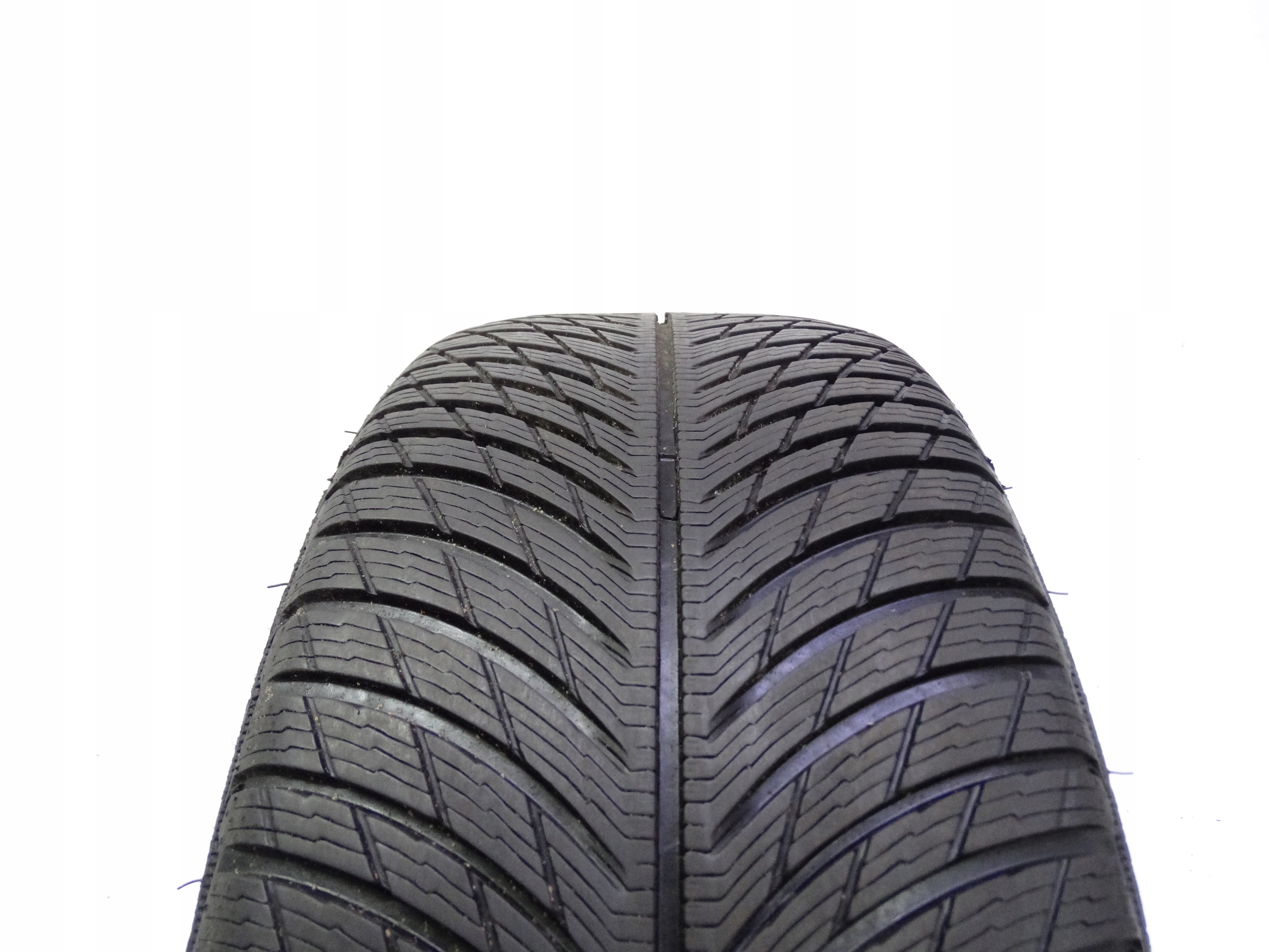 Second image of Michelin Pilot Alpin 5 255/40 R20 101V XL 6,6mm 2024