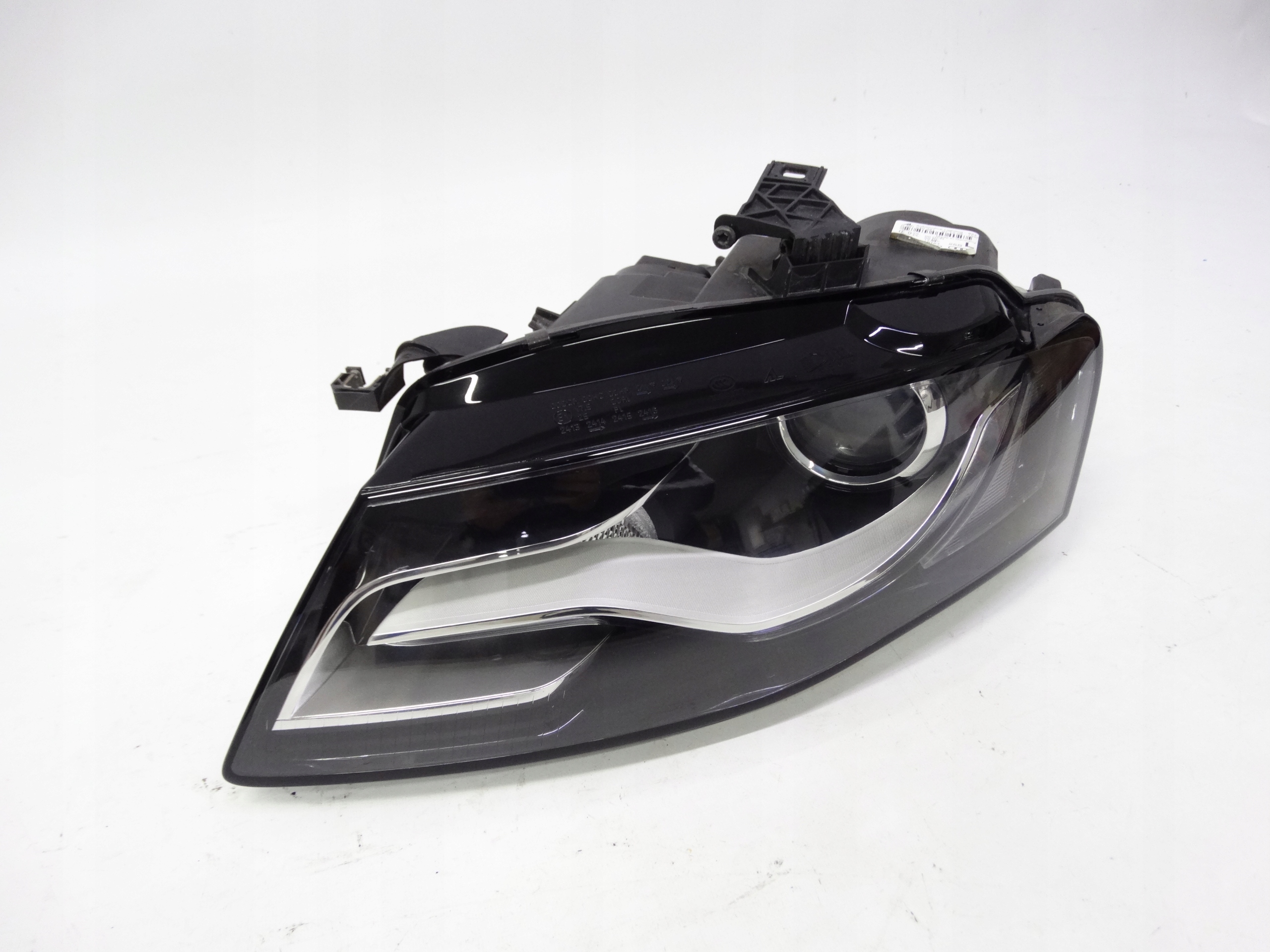 Second image of Audi A4 B8 2007-2011 lampa lewa Bi-Xenon skrętny + LED 8K0941003G oryginał