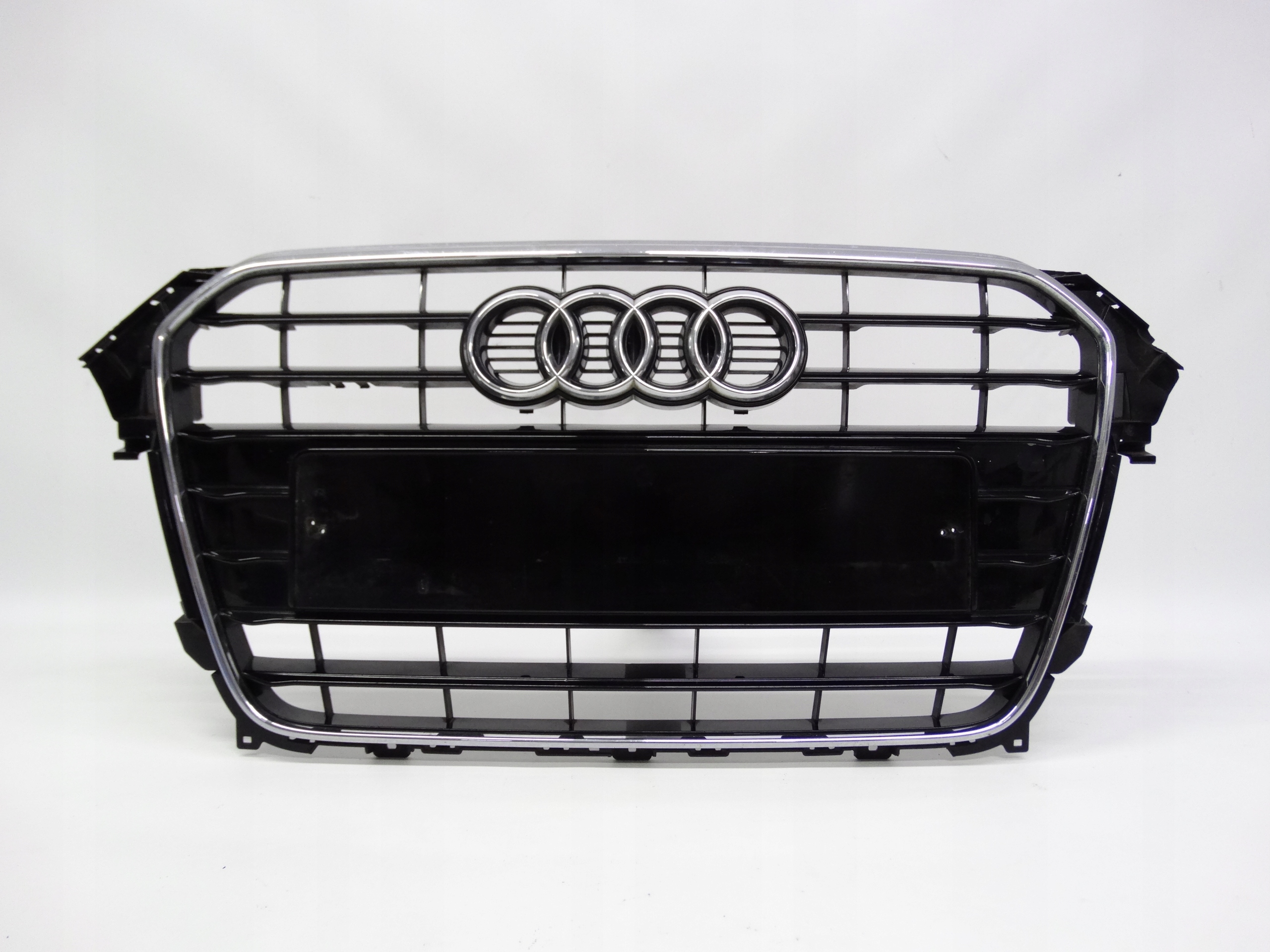 Second image of Audi A4 B8 S-Line Lift 8K0 11-15 grill atrapa bez PDC 8K0853651E oryginalny