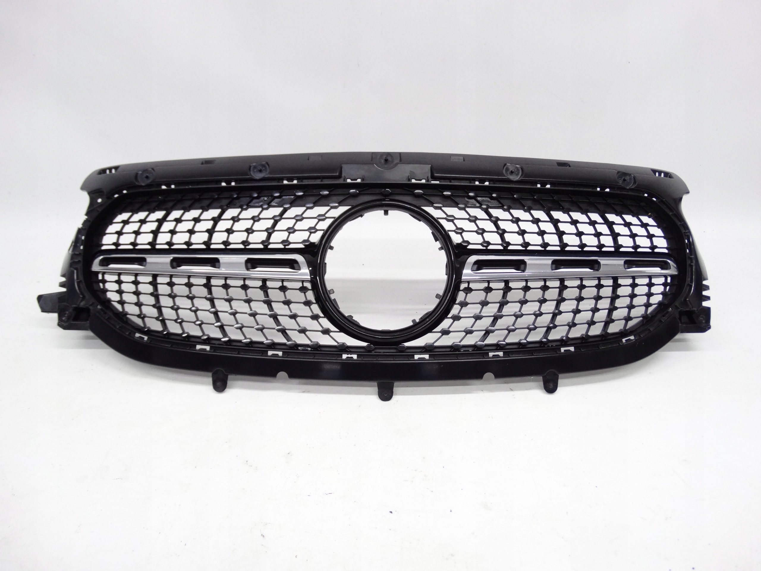 Second image of Mercedes GLA II H247 2019-2023 grill atrapa chłodnicy A2478883800 oryginał