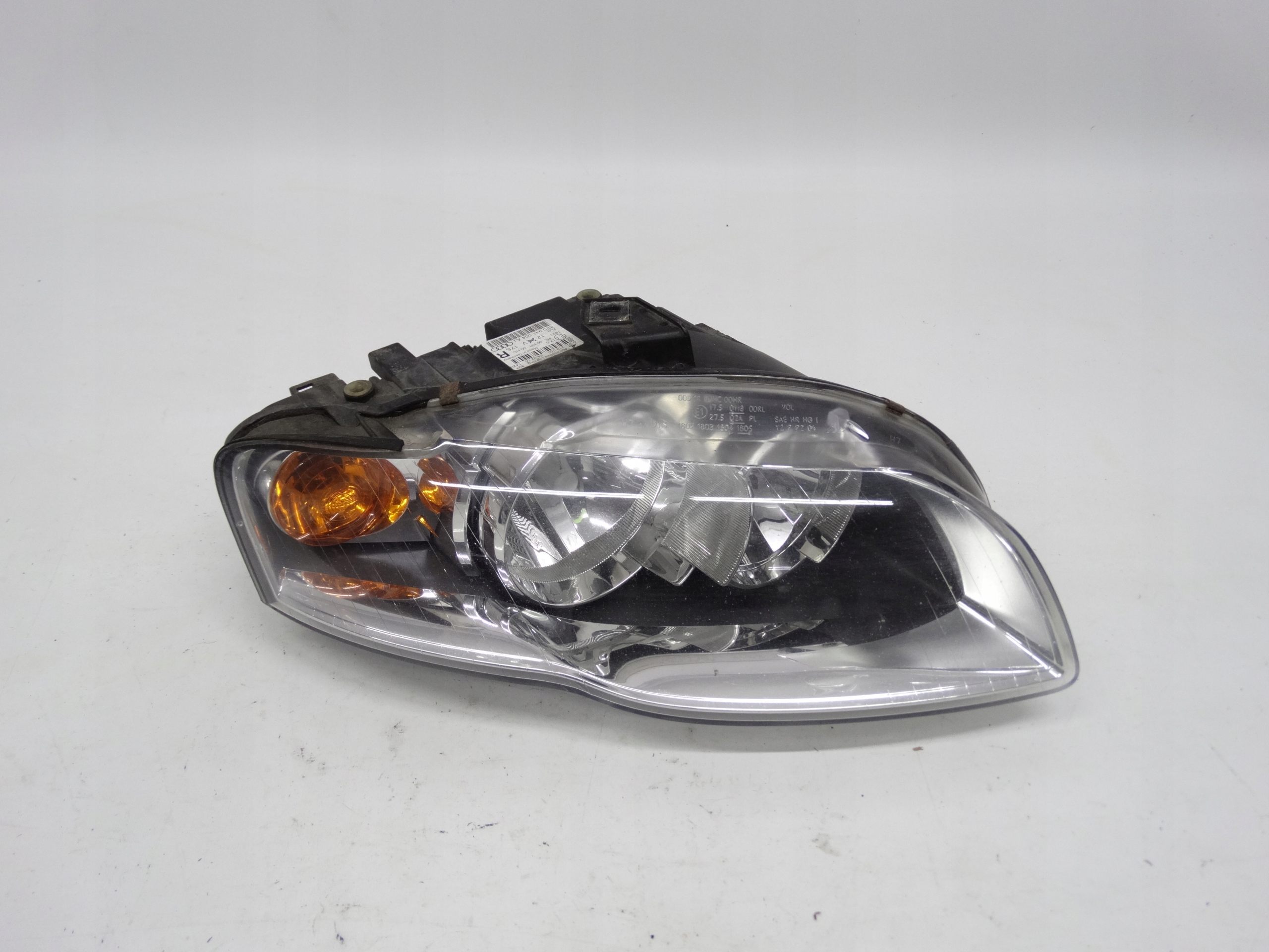 Second image of Audi A4 B7 8E 2004-2008 lampa prawa zwykła 8E0941004AJ oryginalna