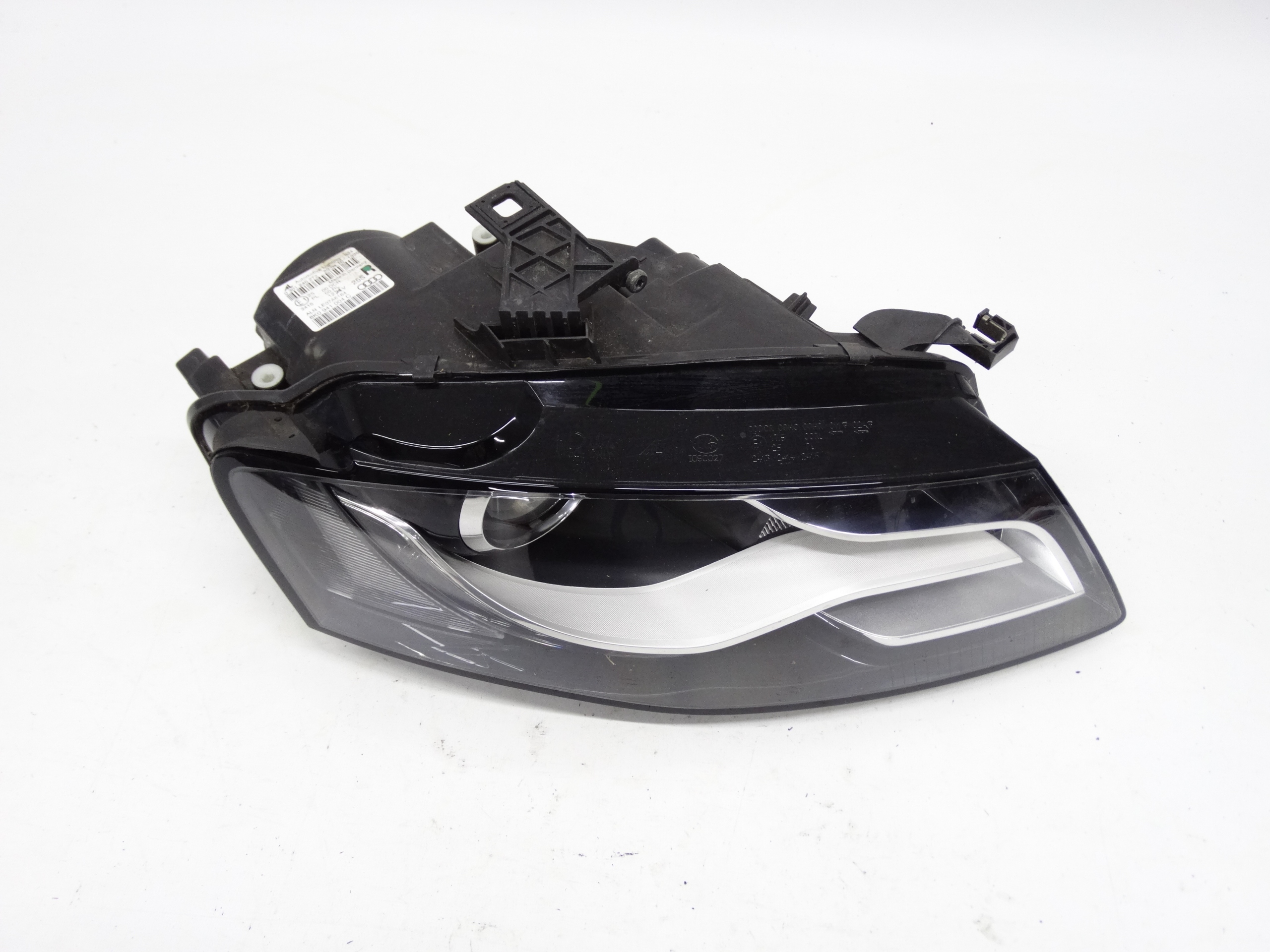 Second image of Audi A4 B8 07-11 lampa prawa Bi-Xenon nieskrętny LED 8K0941004C oryginalna