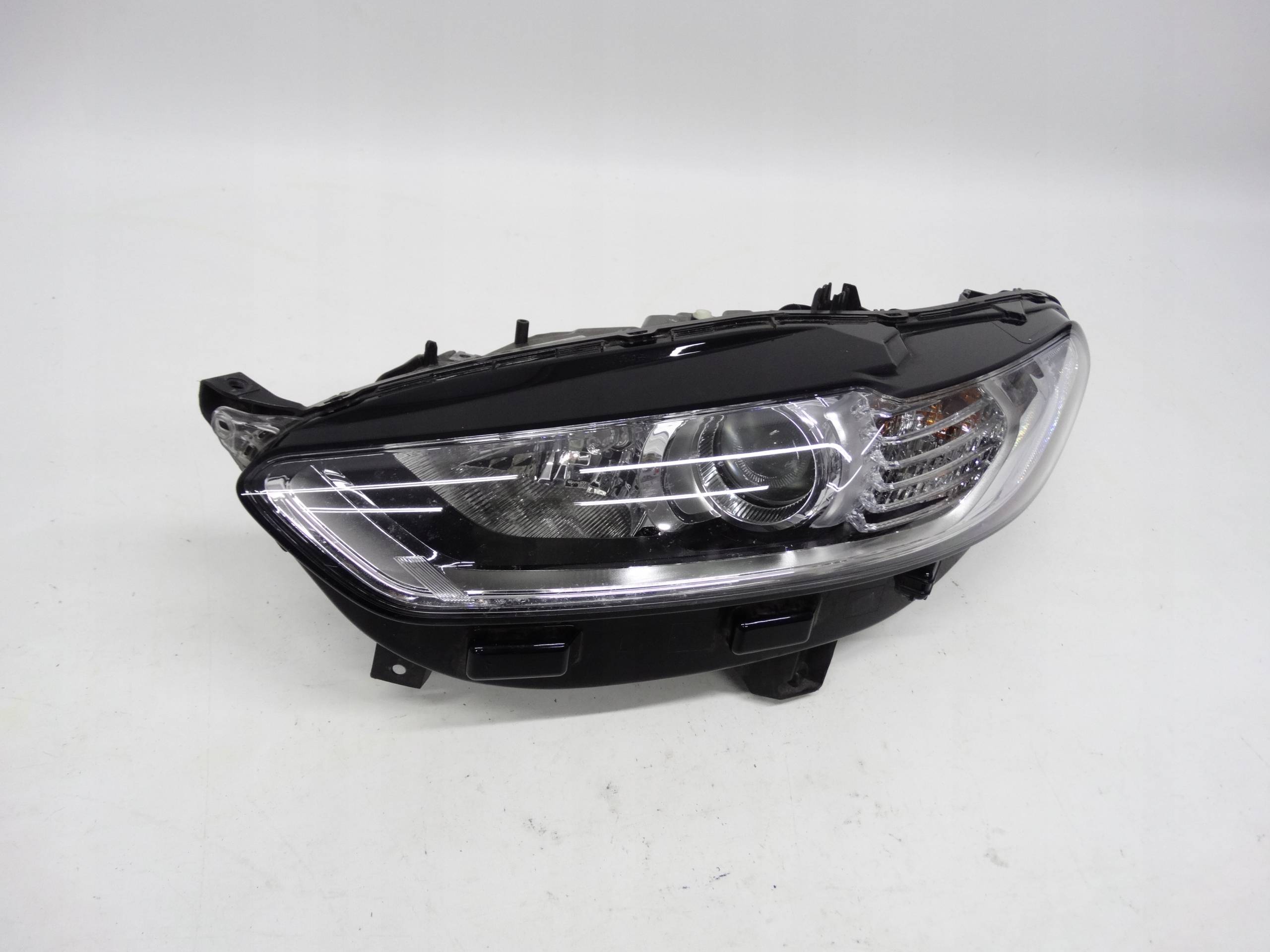 Second image of Ford Mondeo Mk5 2014-2019 lampa lewa zwykła ES73-13W030-ED oryginalna
