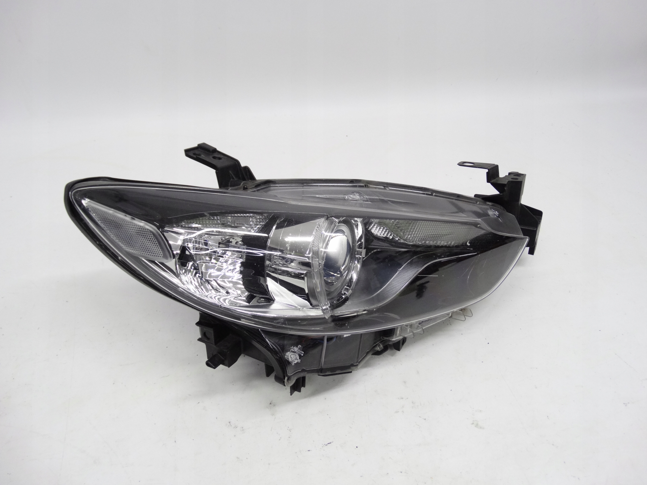 Second image of Mazda 6 III GJ 2012-2014 lampa prawa Xenon Skrętny GHR4-51030 oryginalna