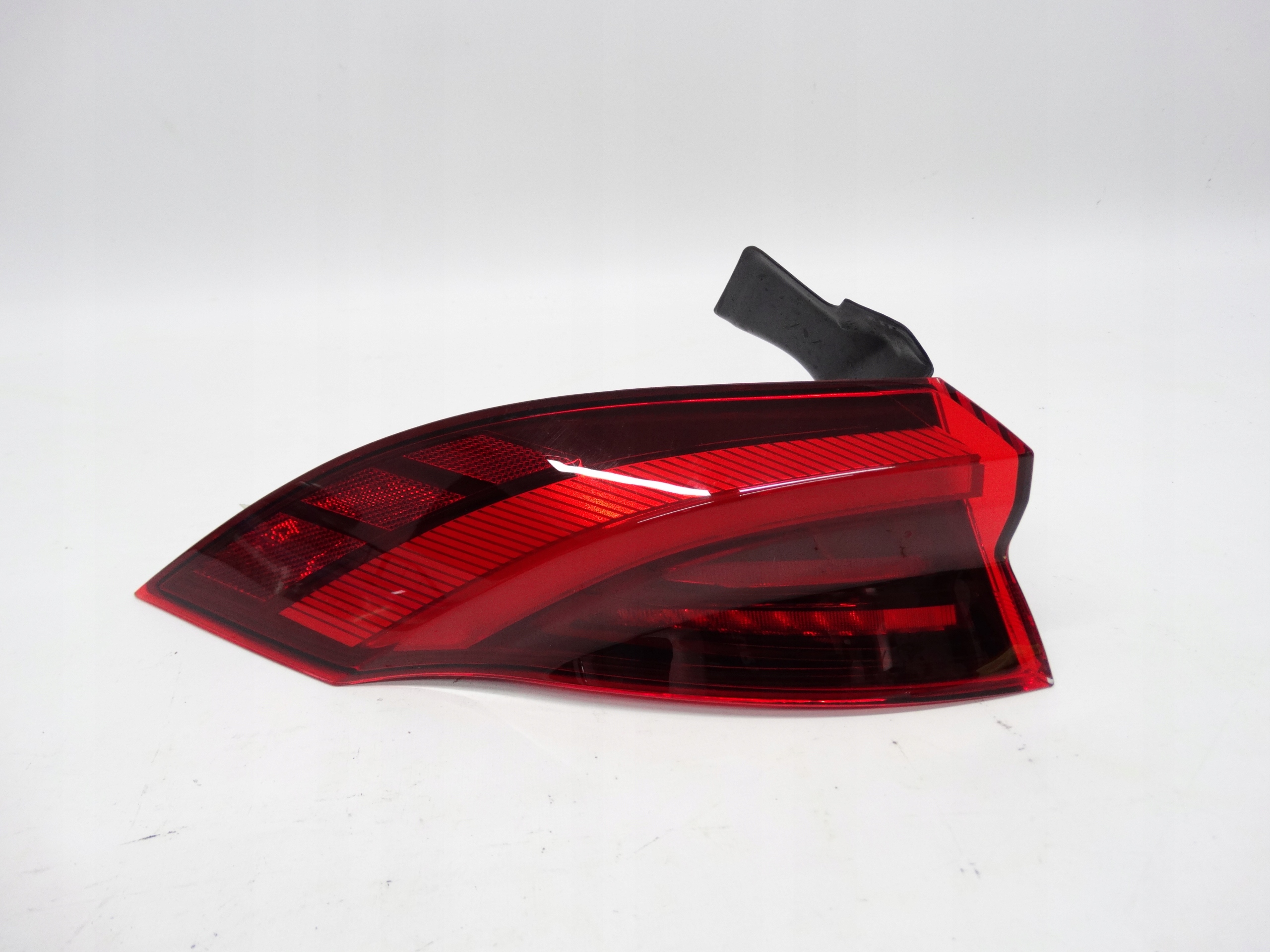 Second image of Maserati Grecale M182 2022+ lampa tylna lewa LED w błotnik 670157332