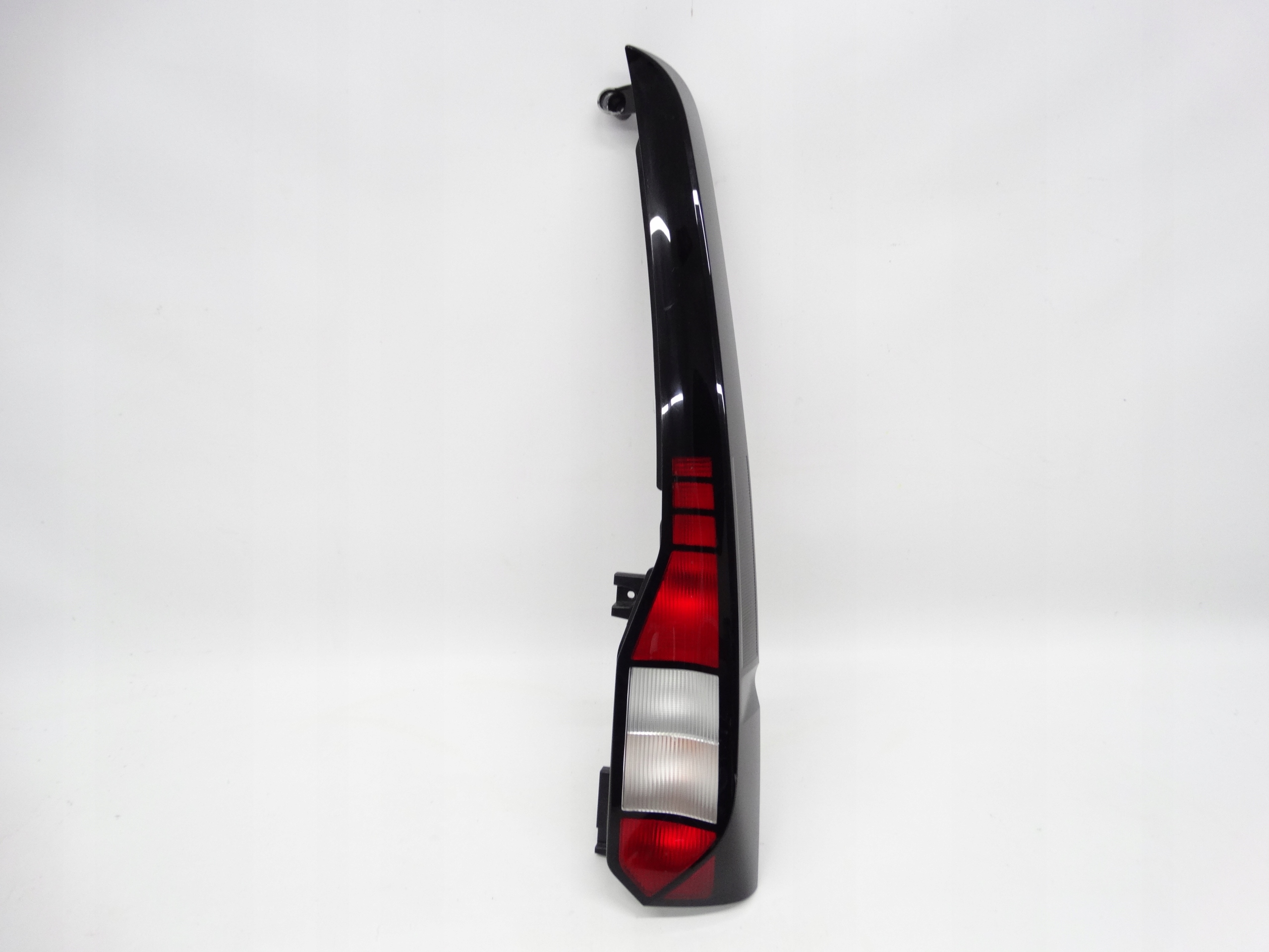 Second image of VW Caddy V 2K7 2020+ lampa tylna prawa w błotnik 2K7945096A oryginalna
