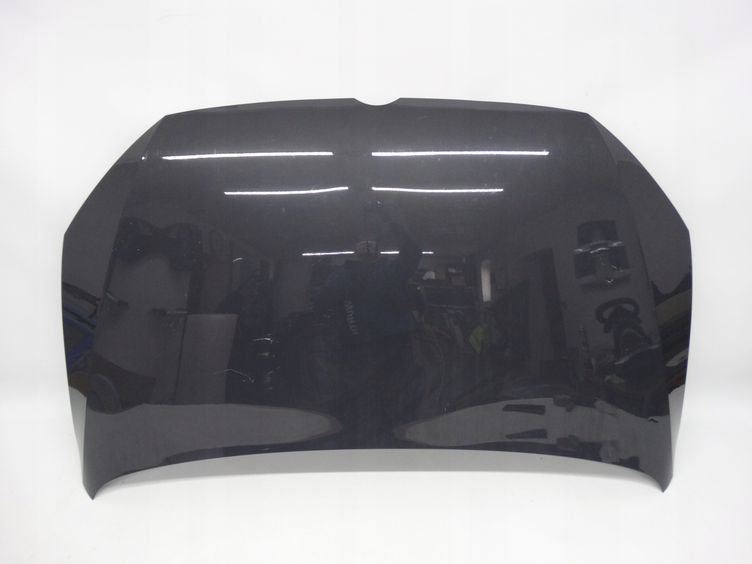 Second image of VW Touran II 5TA 2015-2026 maska pokrywa silnika oryginalna