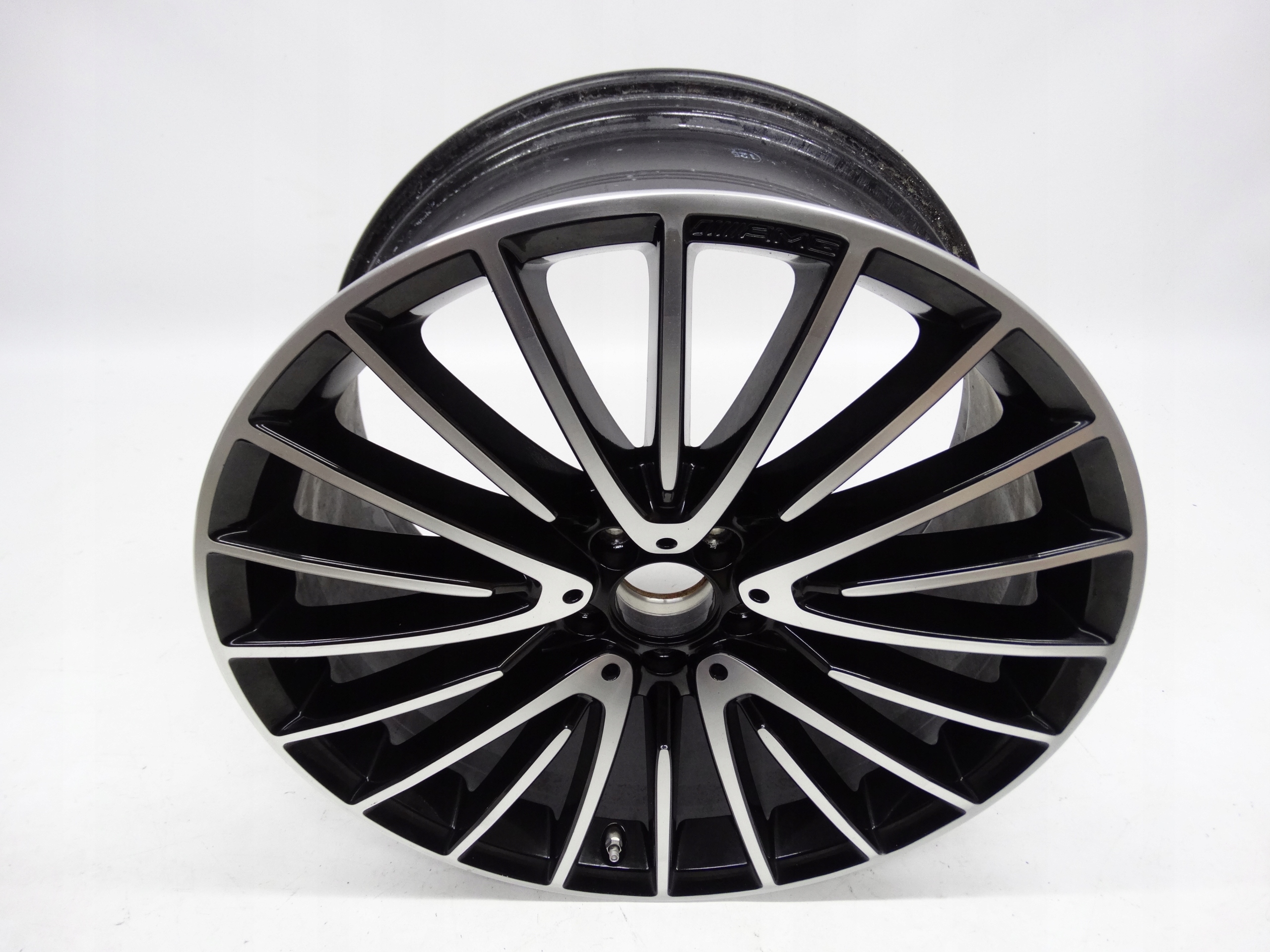 Second image of Mercedes S-klasa W223 felga 21 cali tylna A2234011800 oryginalna