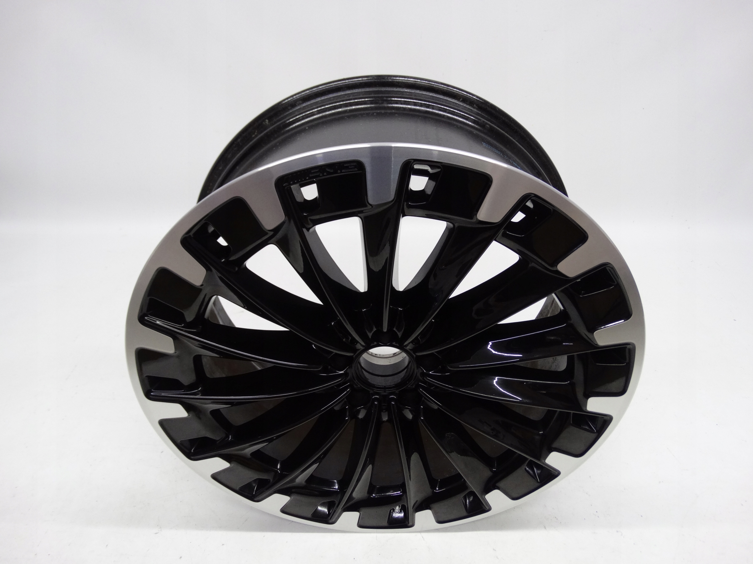 Second image of Mercedes EQS W296 X296 felga 22 cale A2964011800 oryginalna