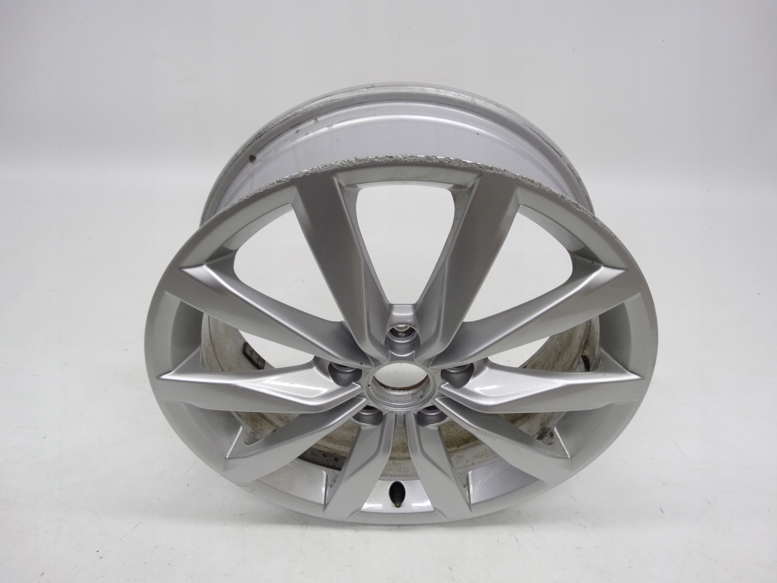 Second image of VW Golf VII 5G0 felga 17 cali 5G0601025K oryginalna